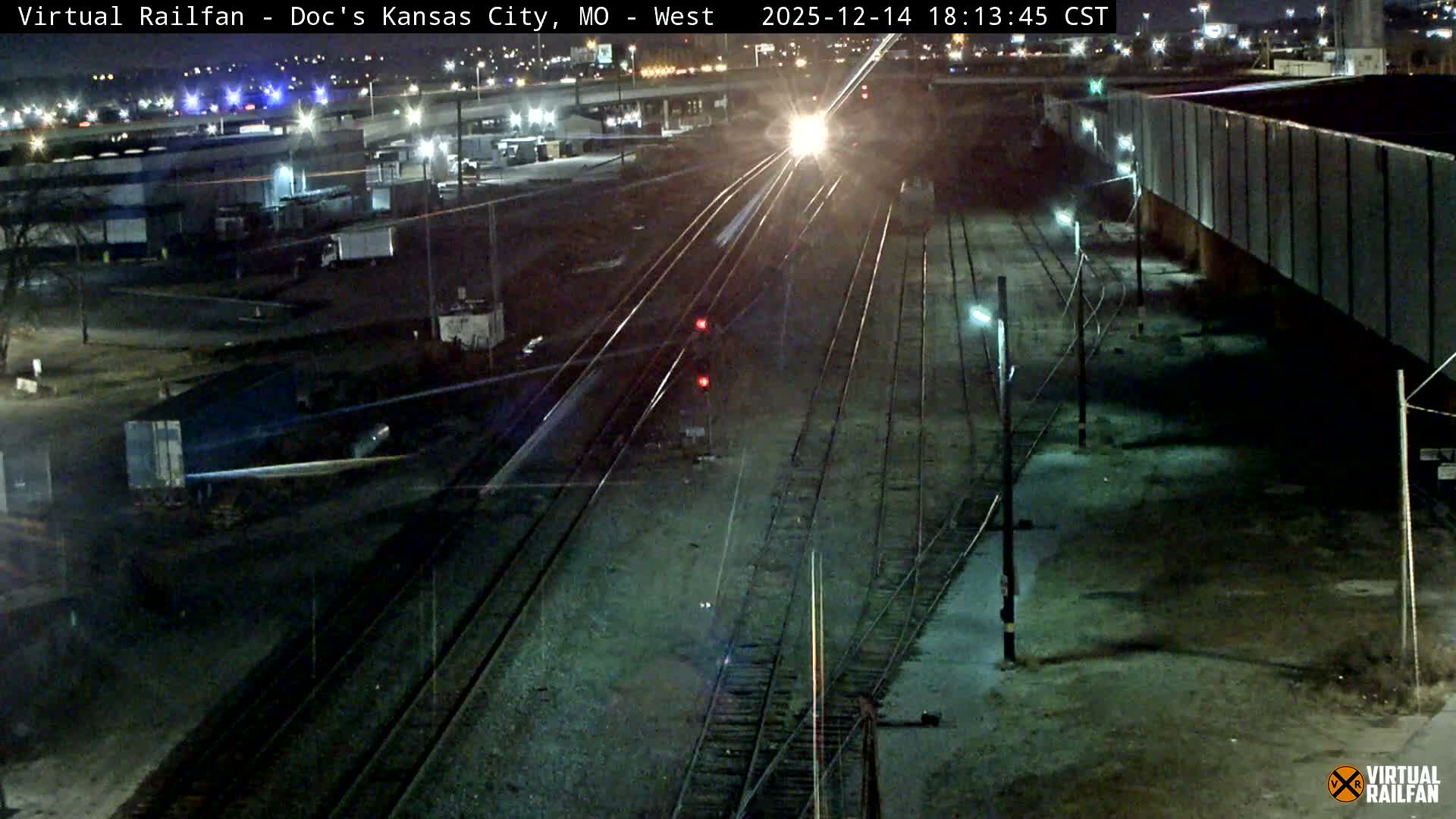 Kansas City Skyline & Train Depot Live Cam - Kansas City, Jackson, Missouri, USA 