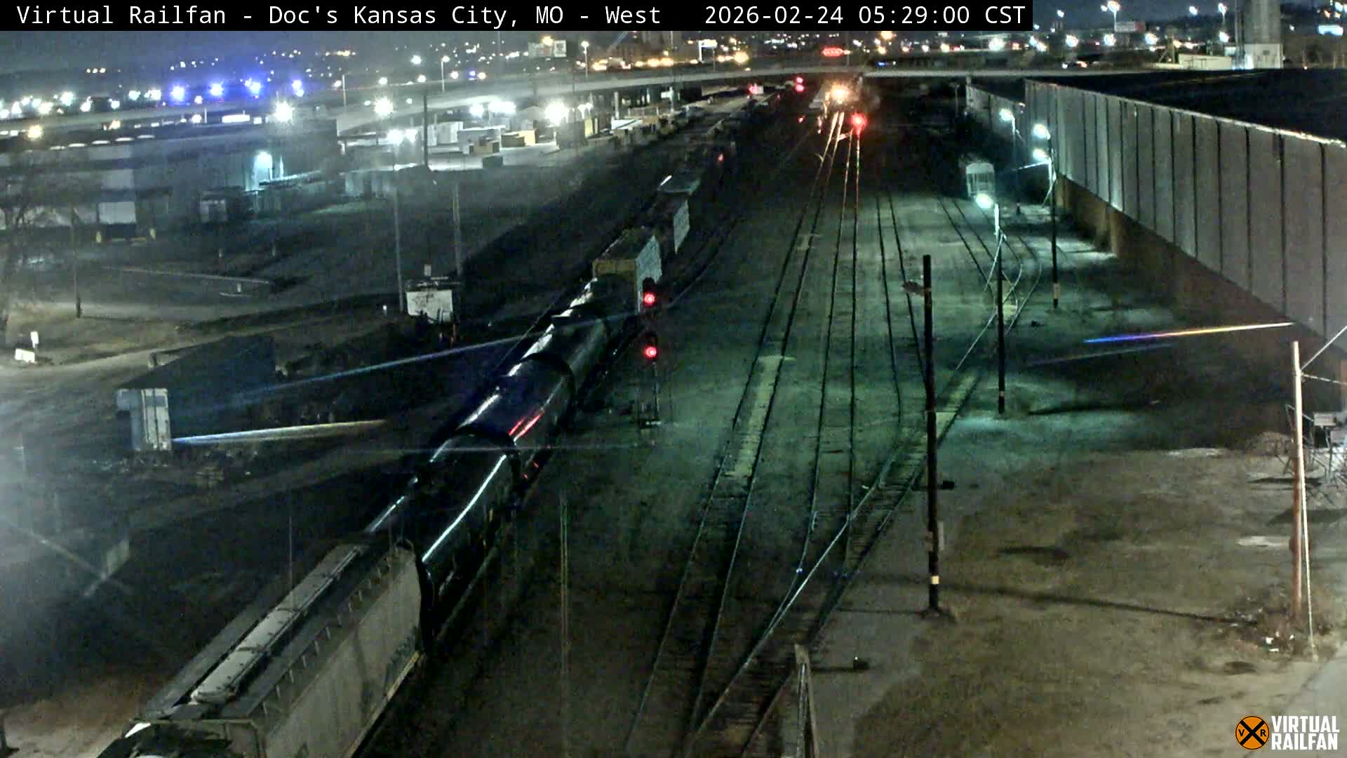 Kansas City Skyline & Train Depot Live Cam - Kansas City, Jackson, Missouri, USA 