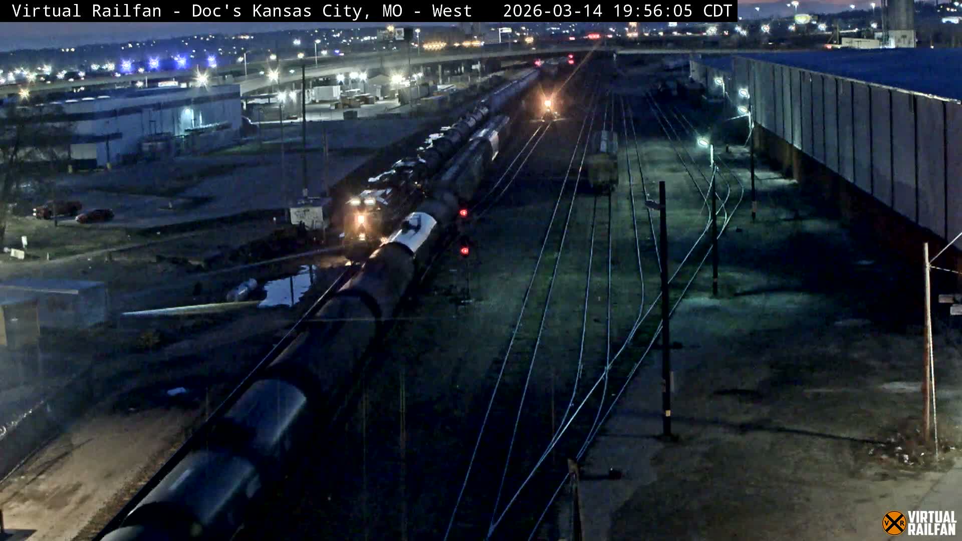 Kansas City Skyline & Train Depot Live Cam - Kansas City, Jackson, Missouri, USA 