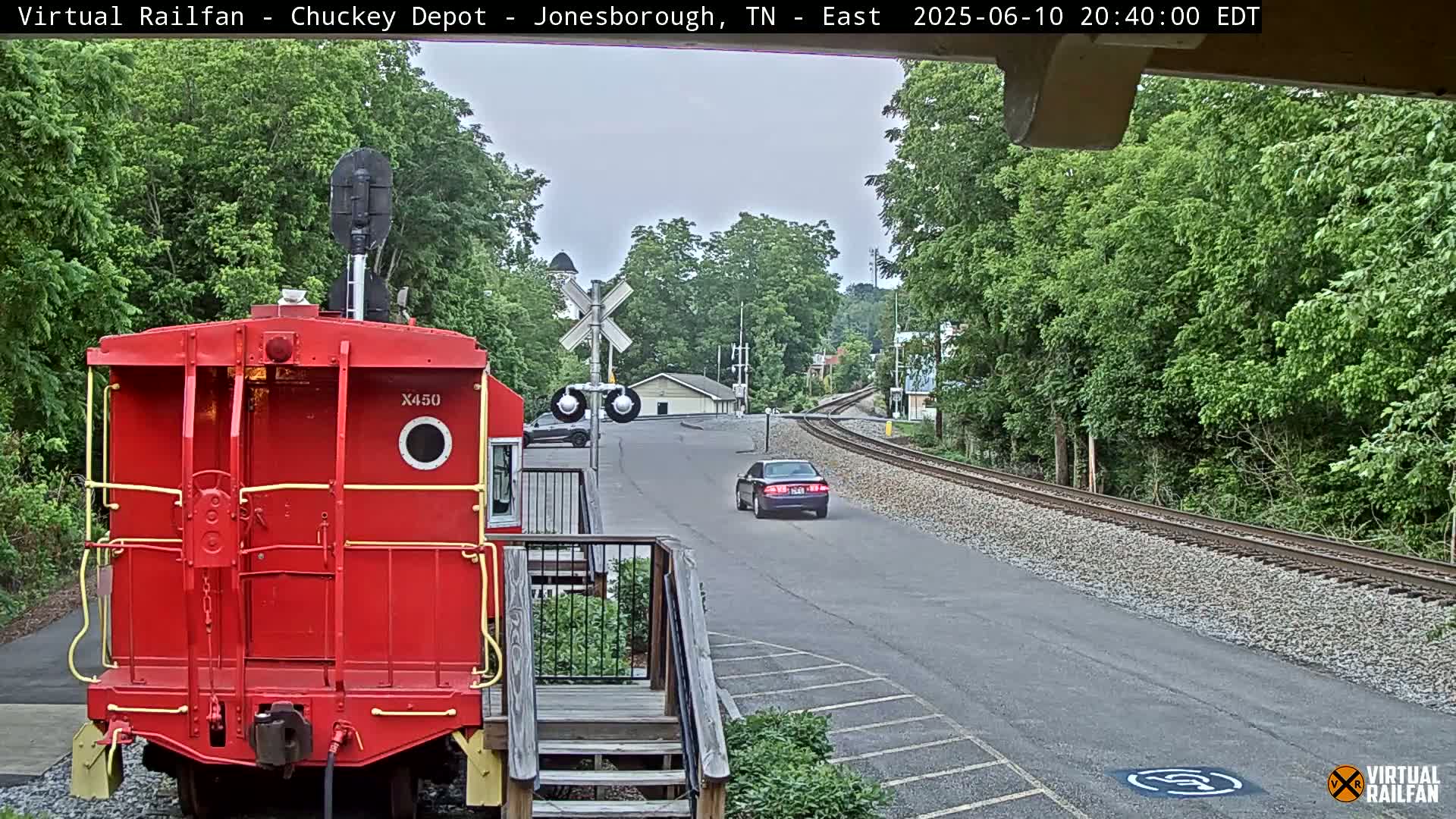 Jonesborough, Chuckey Railroad Depot Museum Railroad Crossing Live Cam - Jonesborough, Washington Tennessee, USA