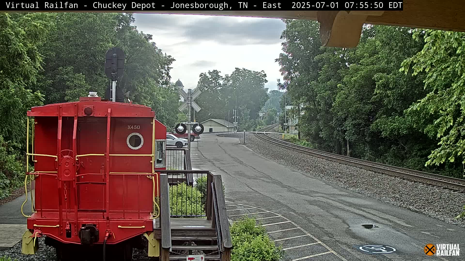 Jonesborough, Chuckey Railroad Depot Museum Railroad Crossing Live Cam - Jonesborough, Washington Tennessee, USA