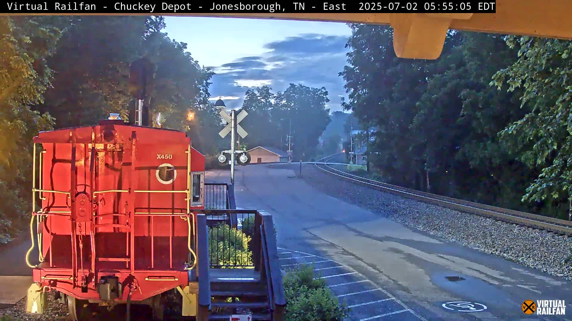 Jonesborough, Chuckey Railroad Depot Museum Railroad Crossing Live Cam - Jonesborough, Washington Tennessee, USA