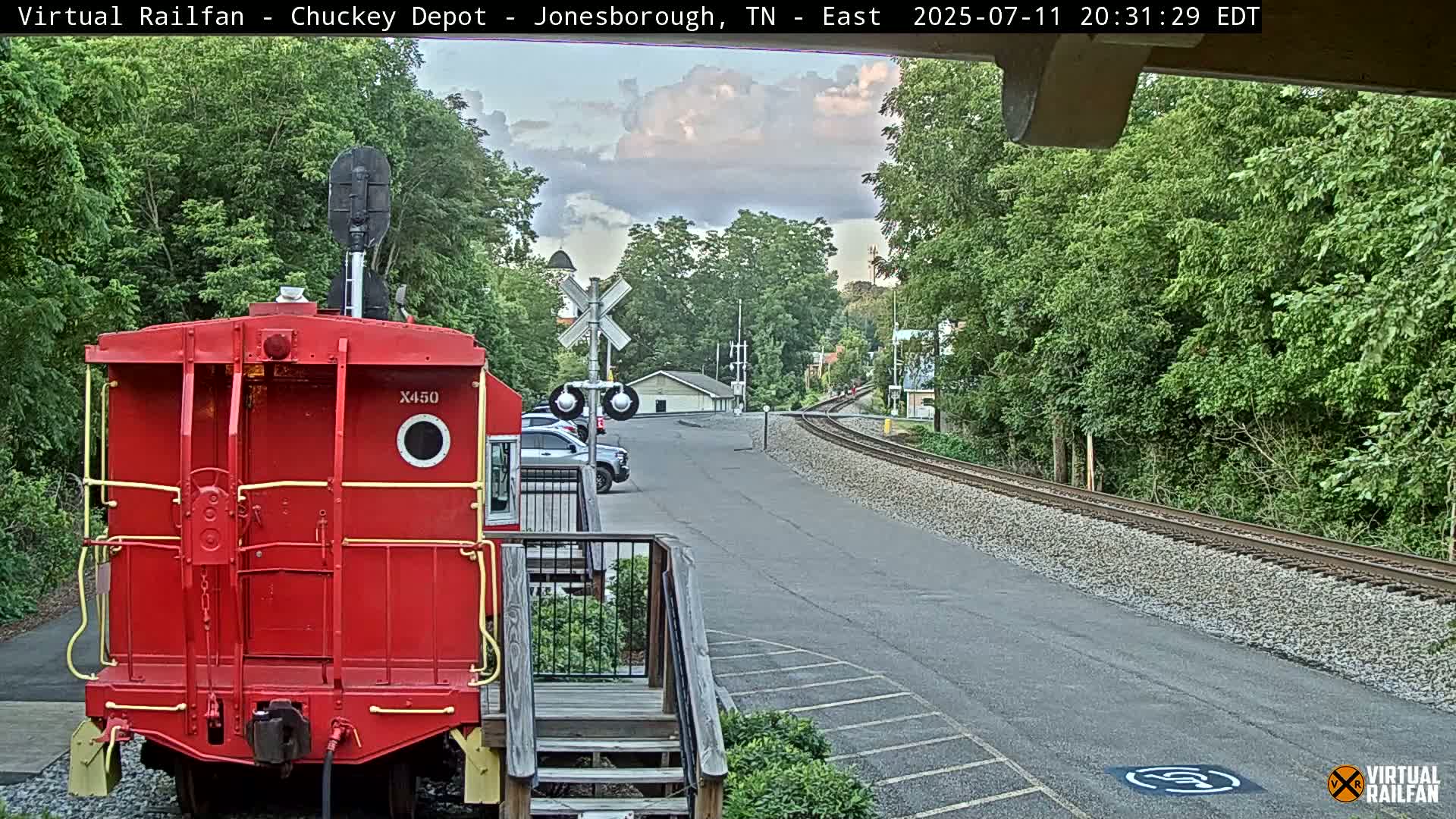 Jonesborough, Chuckey Railroad Depot Museum Railroad Crossing Live Cam - Jonesborough, Washington Tennessee, USA