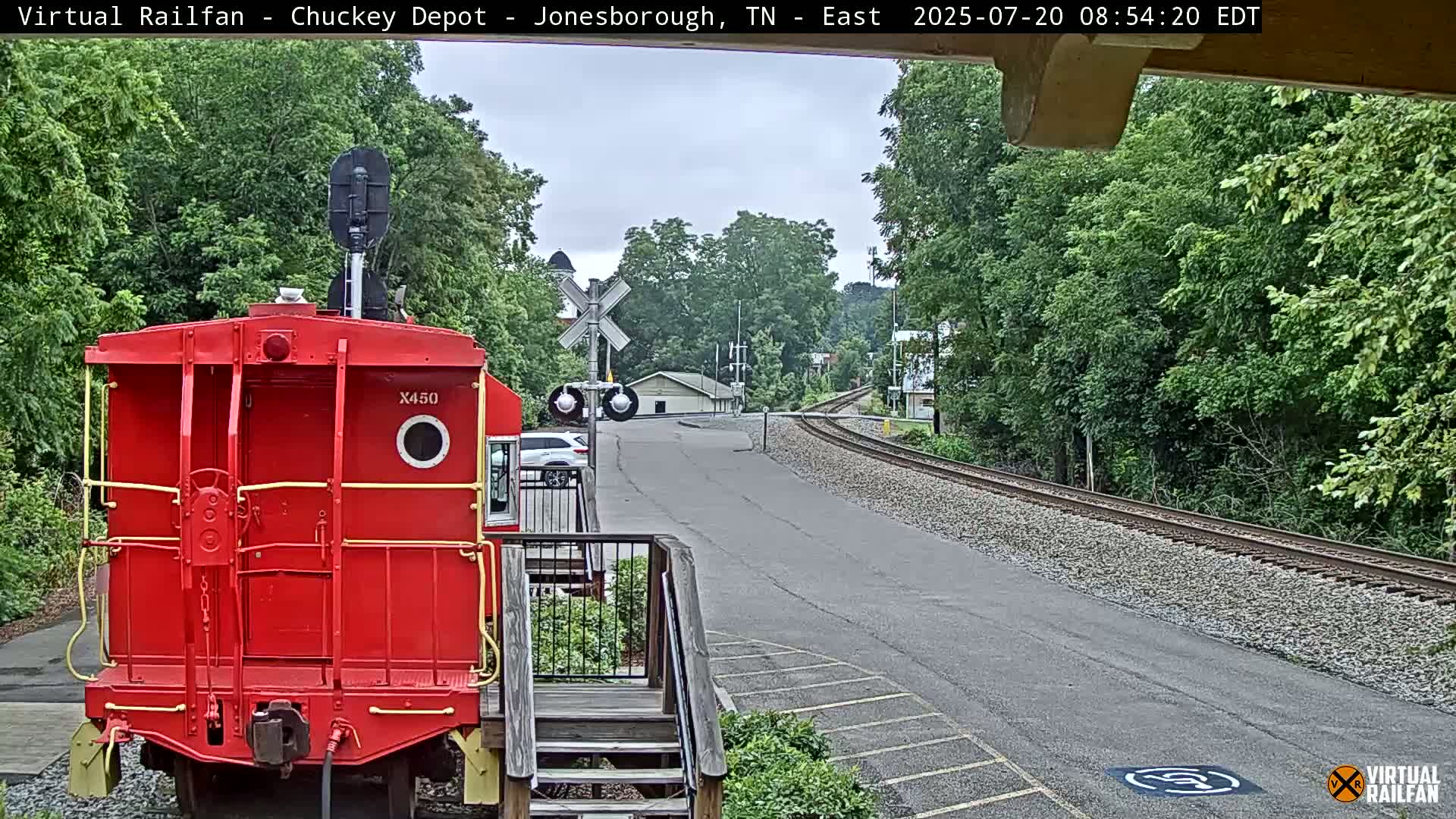 Jonesborough, Chuckey Railroad Depot Museum Railroad Crossing Live Cam - Jonesborough, Washington Tennessee, USA