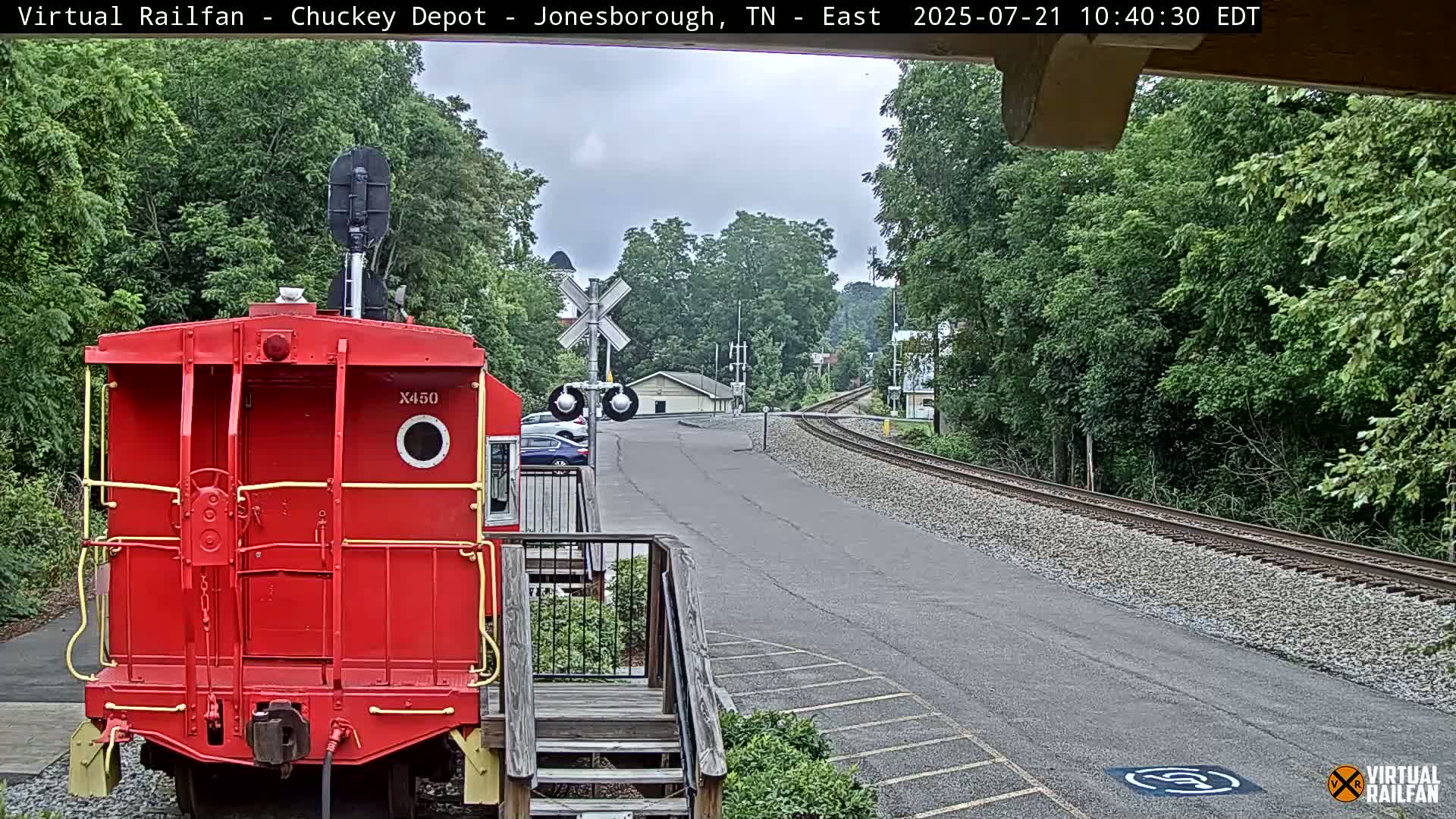 Jonesborough, Chuckey Railroad Depot Museum Railroad Crossing Live Cam - Jonesborough, Washington Tennessee, USA