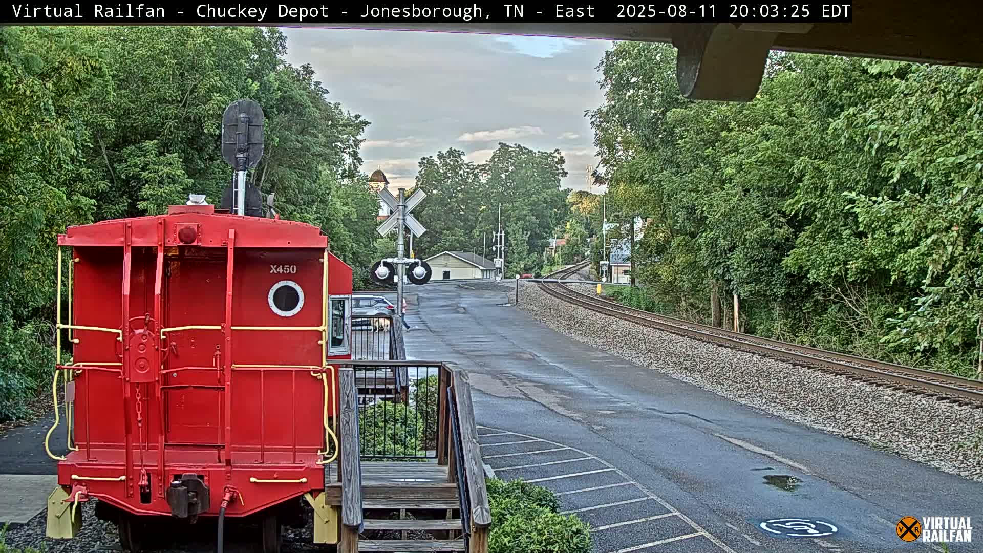 Jonesborough, Chuckey Railroad Depot Museum Railroad Crossing Live Cam - Jonesborough, Washington Tennessee, USA