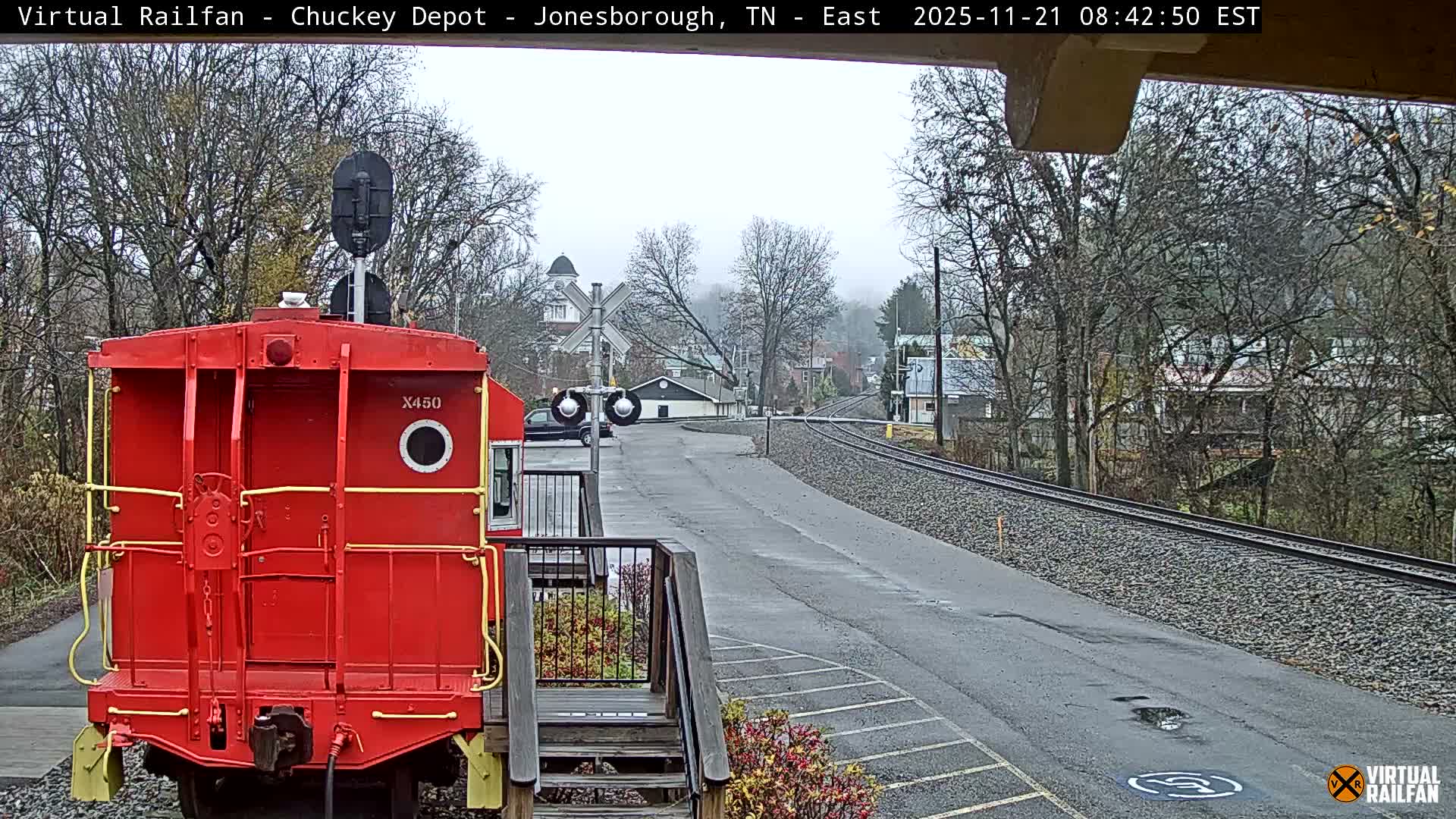 Jonesborough, Chuckey Railroad Depot Museum Railroad Crossing Live Cam - Jonesborough, Washington Tennessee, USA