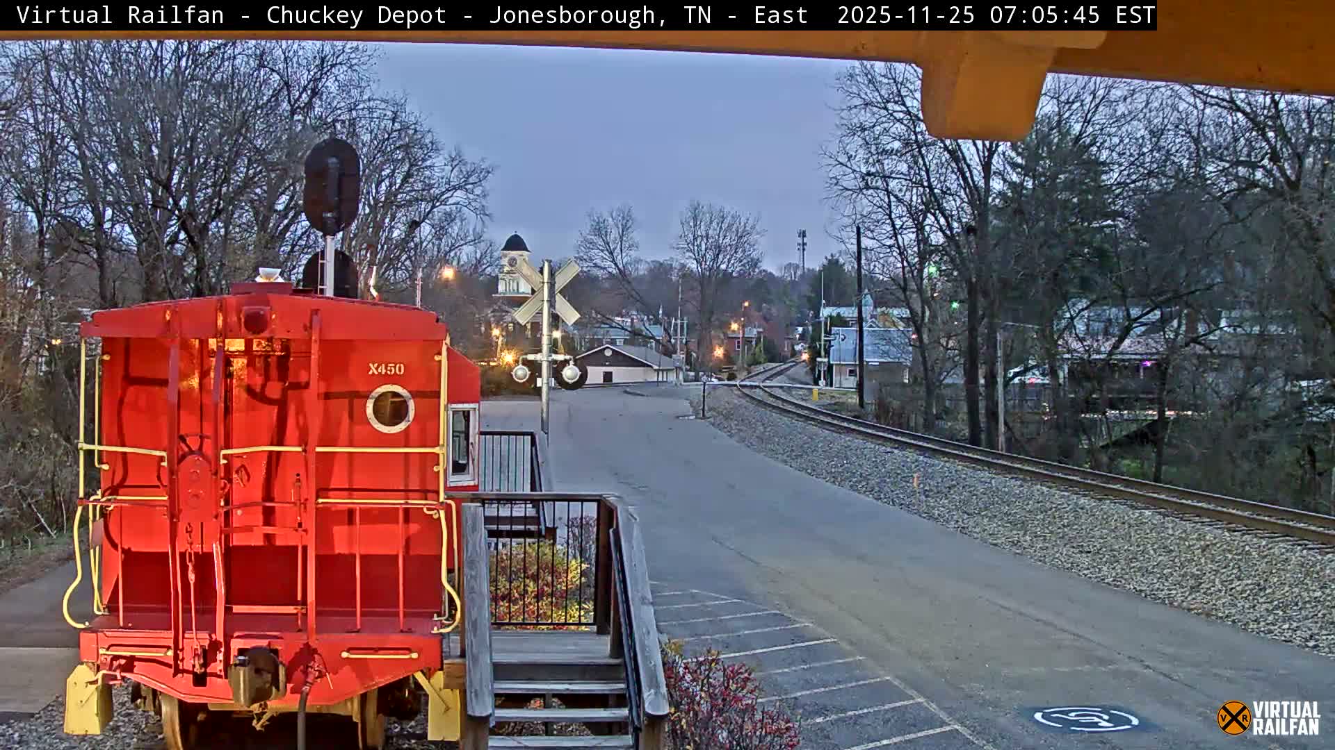 Jonesborough, Chuckey Railroad Depot Museum Railroad Crossing Live Cam - Jonesborough, Washington Tennessee, USA