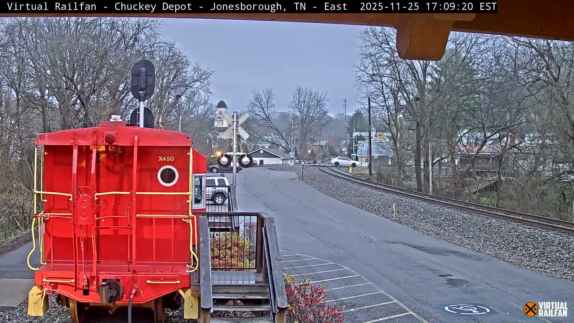 Jonesborough, Chuckey Railroad Depot Museum Railroad Crossing Live Cam - Jonesborough, Washington Tennessee, USA