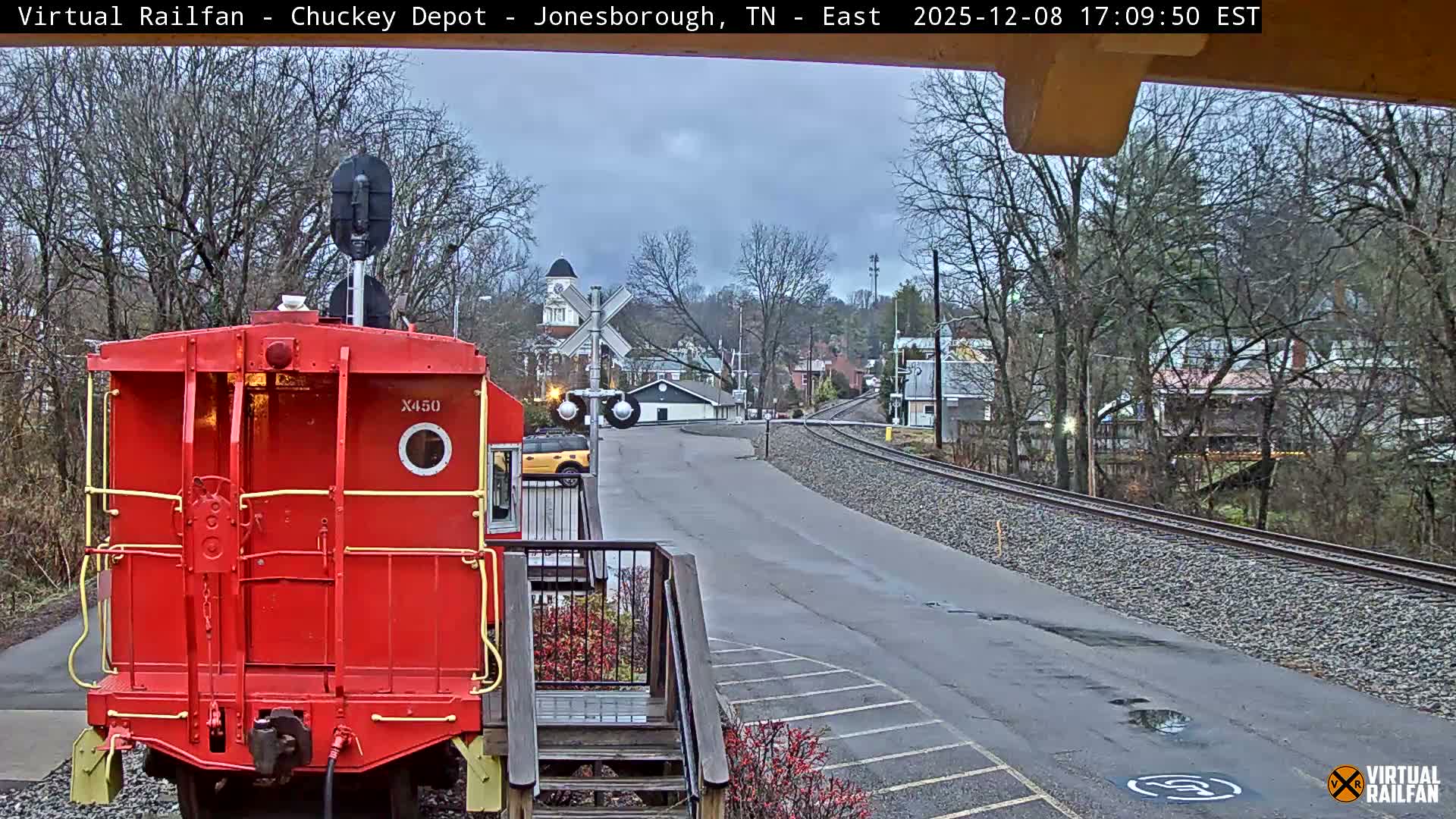 Jonesborough, Chuckey Railroad Depot Museum Railroad Crossing Live Cam - Jonesborough, Washington Tennessee, USA