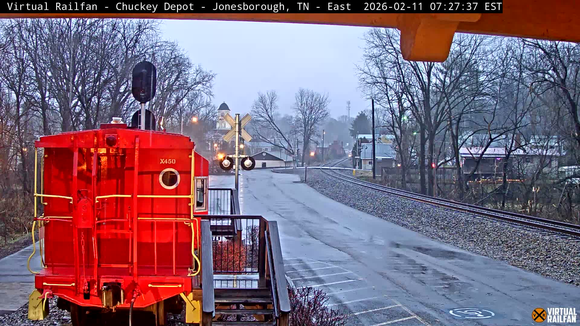 Jonesborough, Chuckey Railroad Depot Museum Railroad Crossing Live Cam - Jonesborough, Washington Tennessee, USA