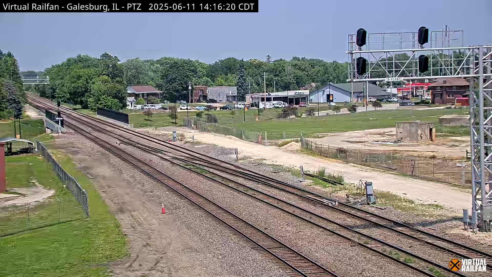 Galesburg City Skyline & Galesburg  Railway Station Railroad Crossing Junction Live Cam- Galesburg, Knox, Illinois, USA