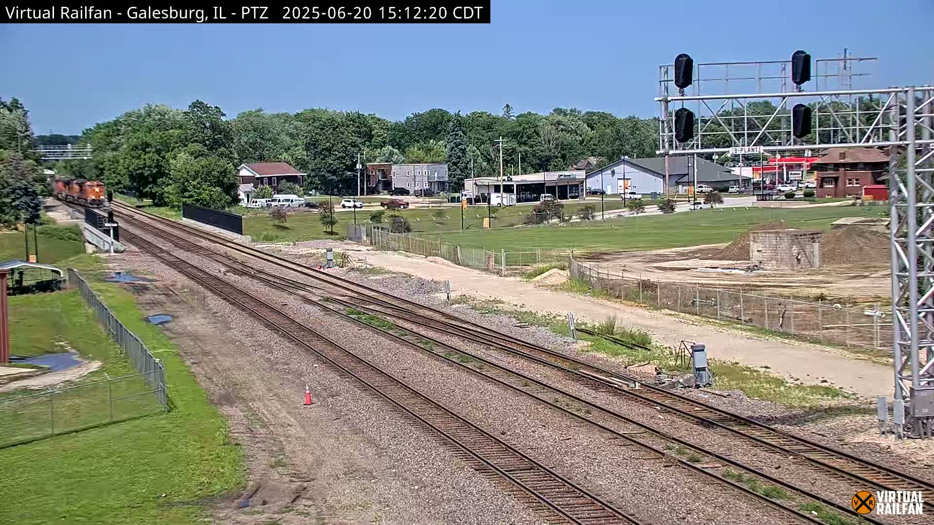 Galesburg City Skyline & Galesburg  Railway Station Railroad Crossing Junction Live Cam- Galesburg, Knox, Illinois, USA