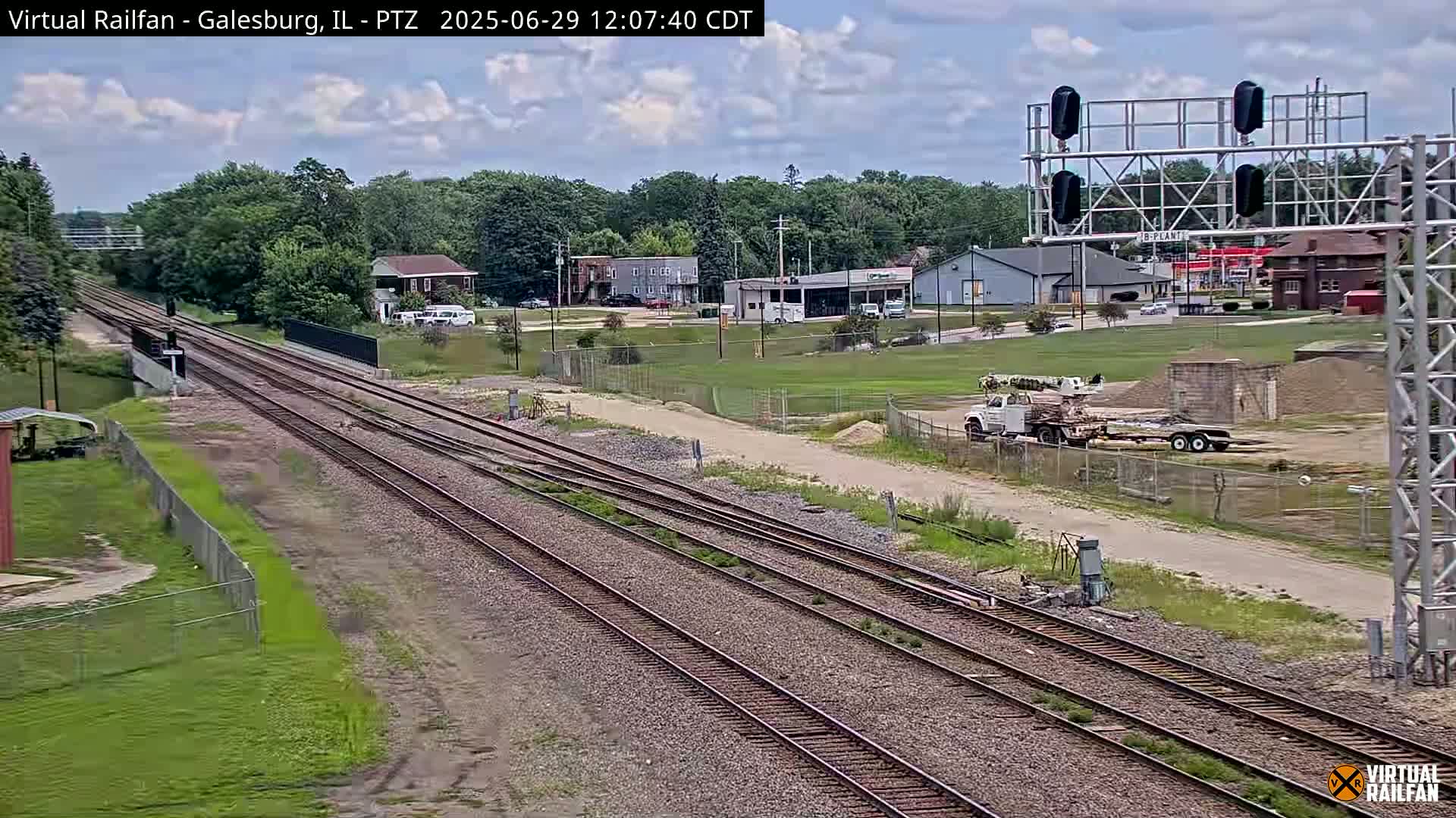 Galesburg City Skyline & Galesburg  Railway Station Railroad Crossing Junction Live Cam- Galesburg, Knox, Illinois, USA