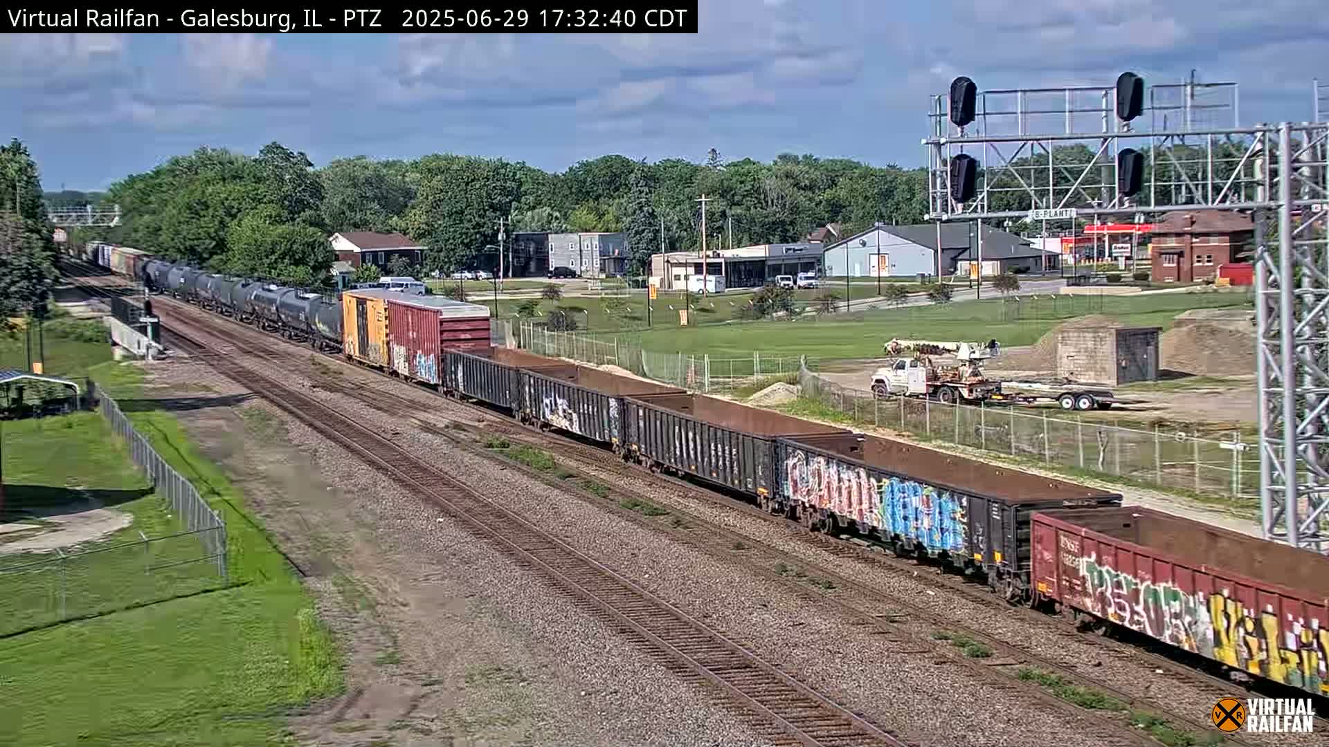 Galesburg City Skyline & Galesburg  Railway Station Railroad Crossing Junction Live Cam- Galesburg, Knox, Illinois, USA