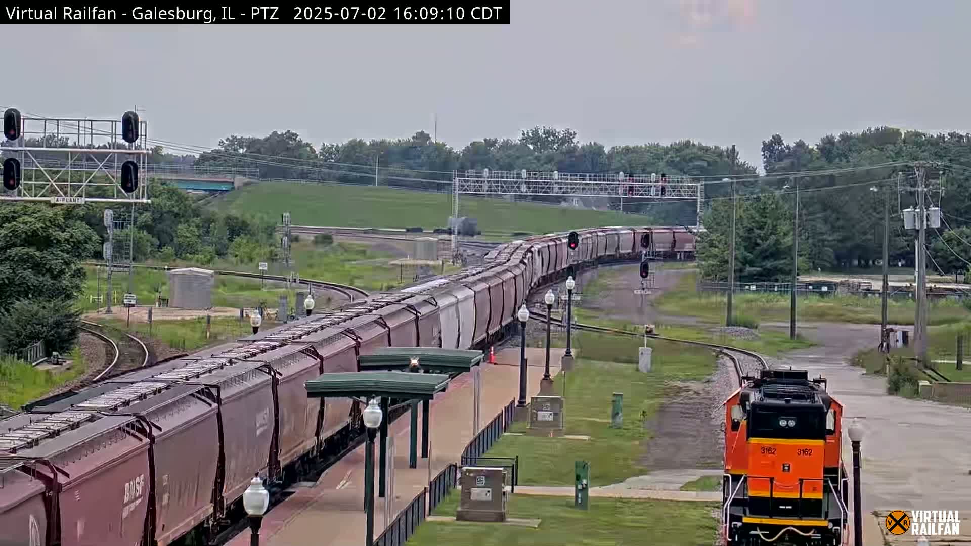 Galesburg City Skyline & Galesburg  Railway Station Railroad Crossing Junction Live Cam- Galesburg, Knox, Illinois, USA