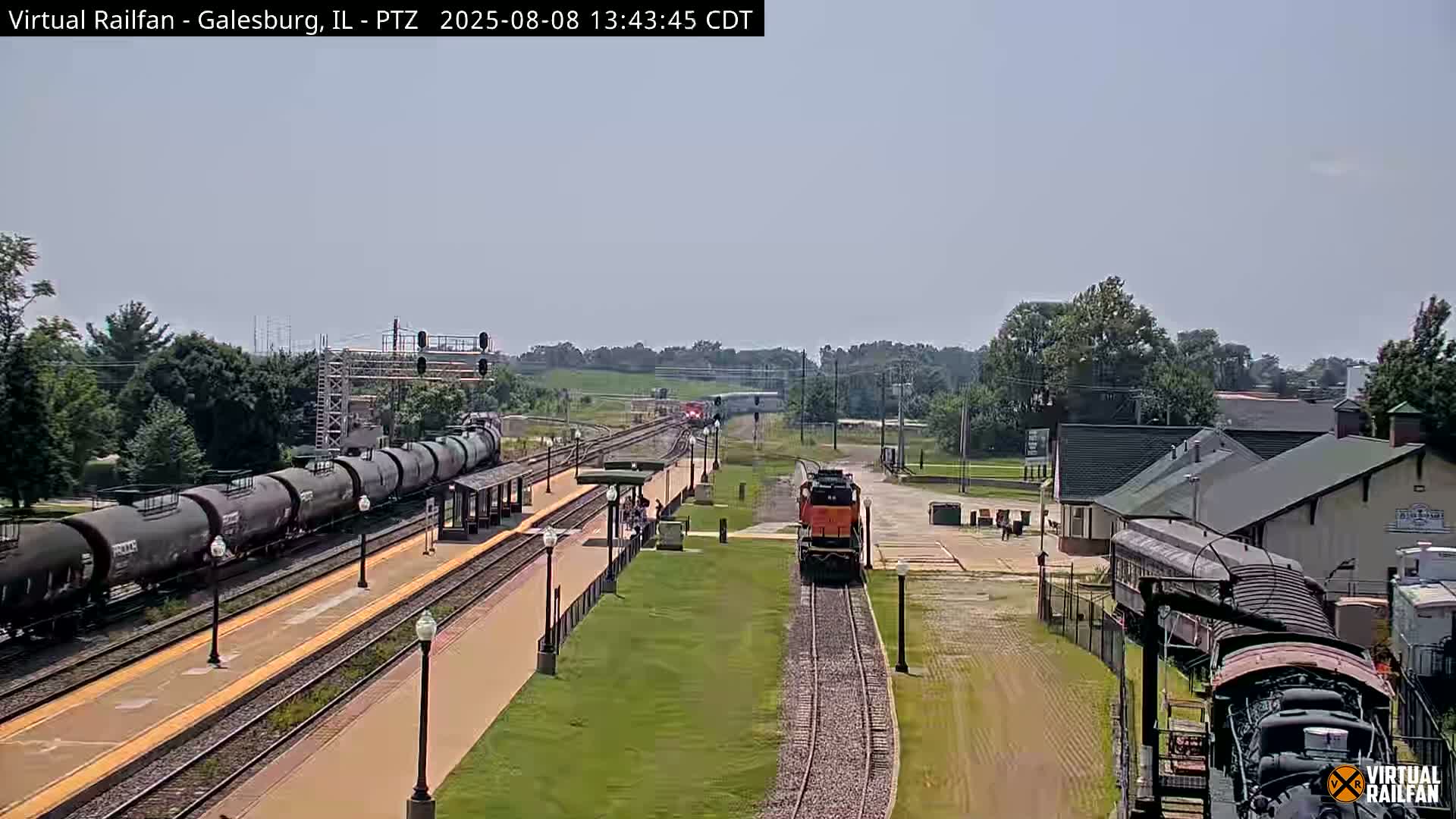 Galesburg City Skyline & Galesburg  Railway Station Railroad Crossing Junction Live Cam- Galesburg, Knox, Illinois, USA