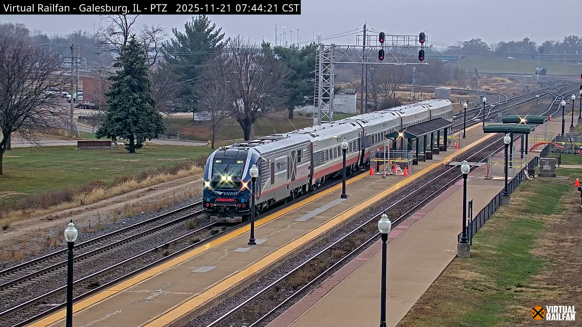 Galesburg City Skyline & Galesburg  Railway Station Railroad Crossing Junction Live Cam- Galesburg, Knox, Illinois, USA