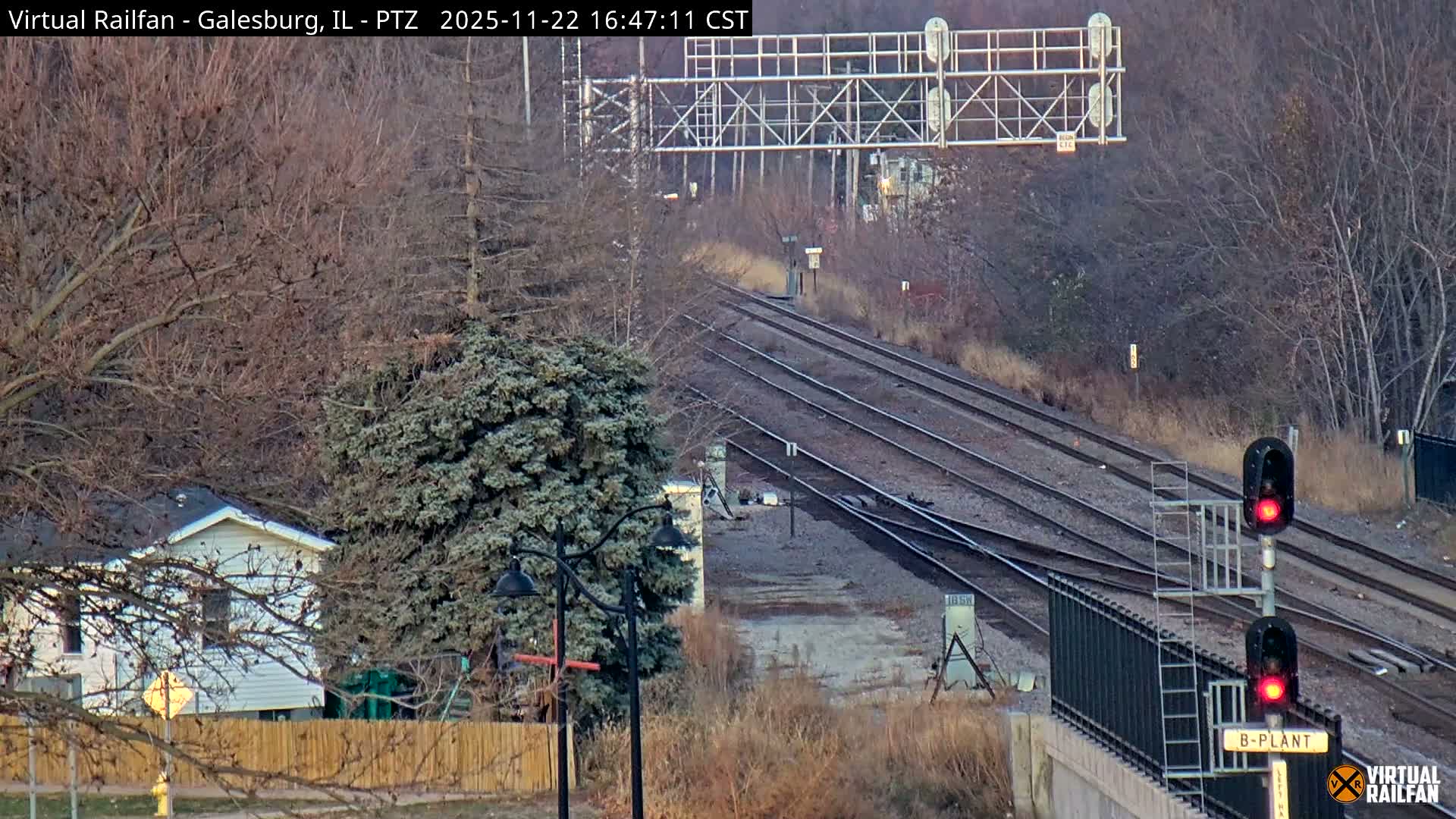 Galesburg City Skyline & Galesburg  Railway Station Railroad Crossing Junction Live Cam- Galesburg, Knox, Illinois, USA