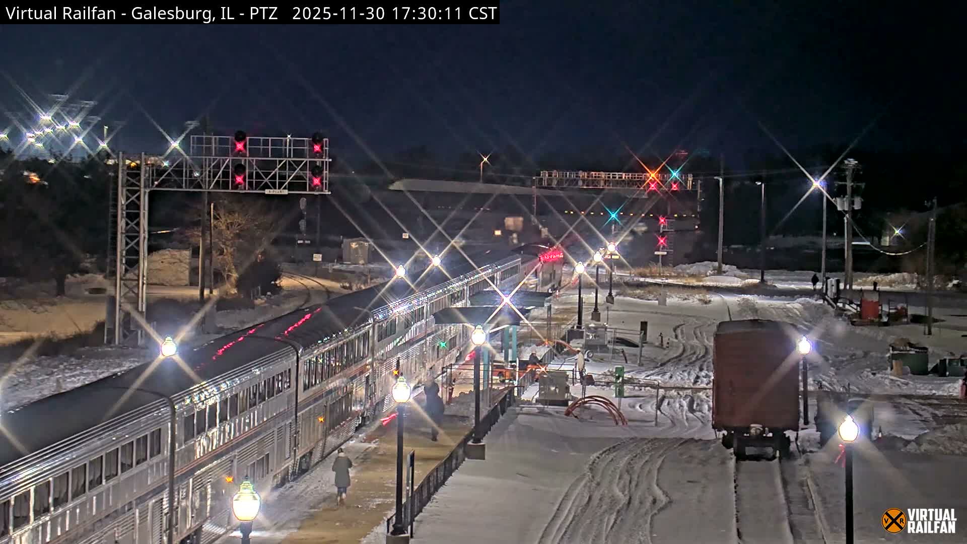 Galesburg City Skyline & Galesburg  Railway Station Railroad Crossing Junction Live Cam- Galesburg, Knox, Illinois, USA