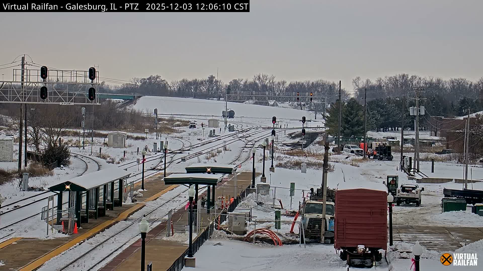 Galesburg City Skyline & Galesburg  Railway Station Railroad Crossing Junction Live Cam- Galesburg, Knox, Illinois, USA