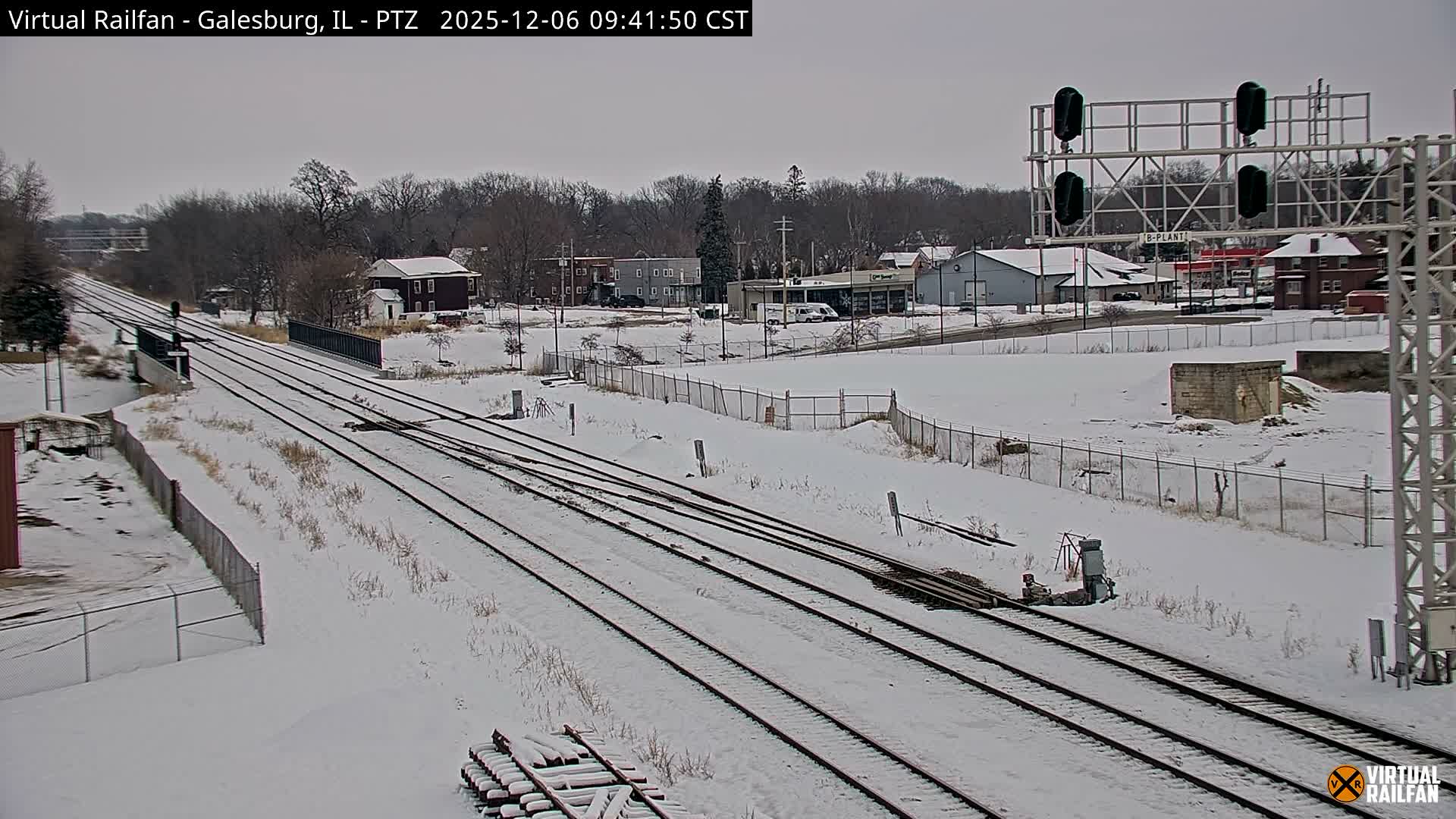 Galesburg City Skyline & Galesburg  Railway Station Railroad Crossing Junction Live Cam- Galesburg, Knox, Illinois, USA