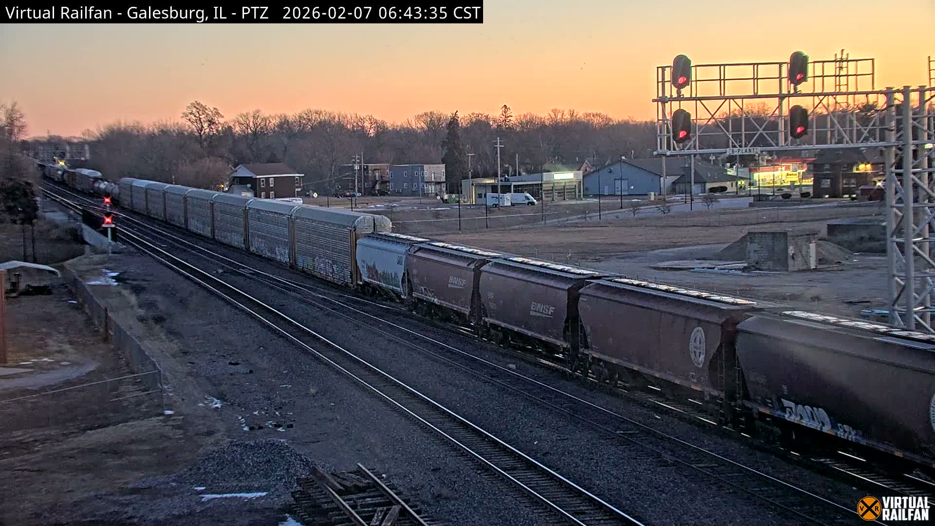 Galesburg City Skyline & Galesburg  Railway Station Railroad Crossing Junction Live Cam- Galesburg, Knox, Illinois, USA
