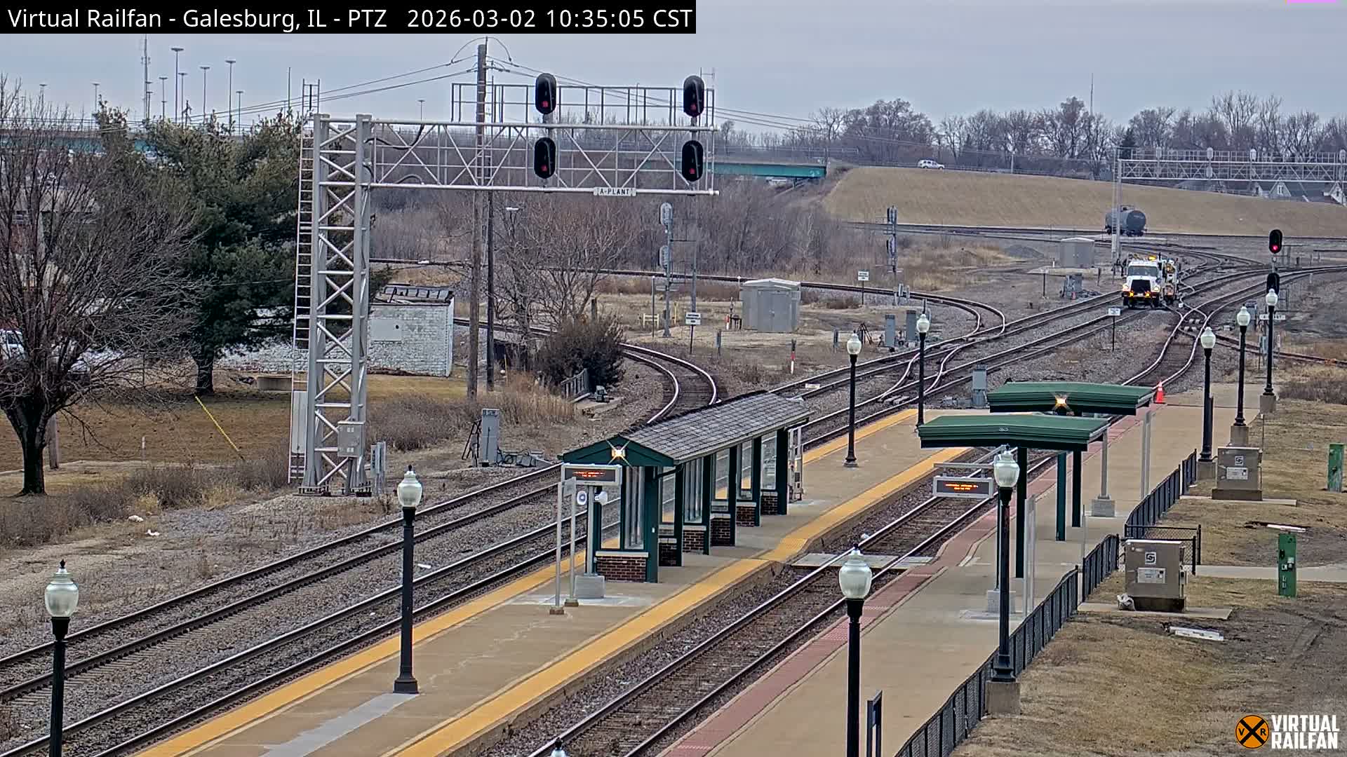 Galesburg City Skyline & Galesburg  Railway Station Railroad Crossing Junction Live Cam- Galesburg, Knox, Illinois, USA