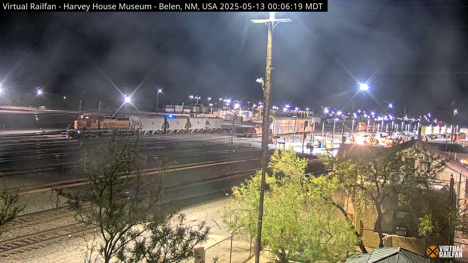 Belen Train Depot & Railroad Crossing Live Cam - Belen, Valencia, New Mexico, USA