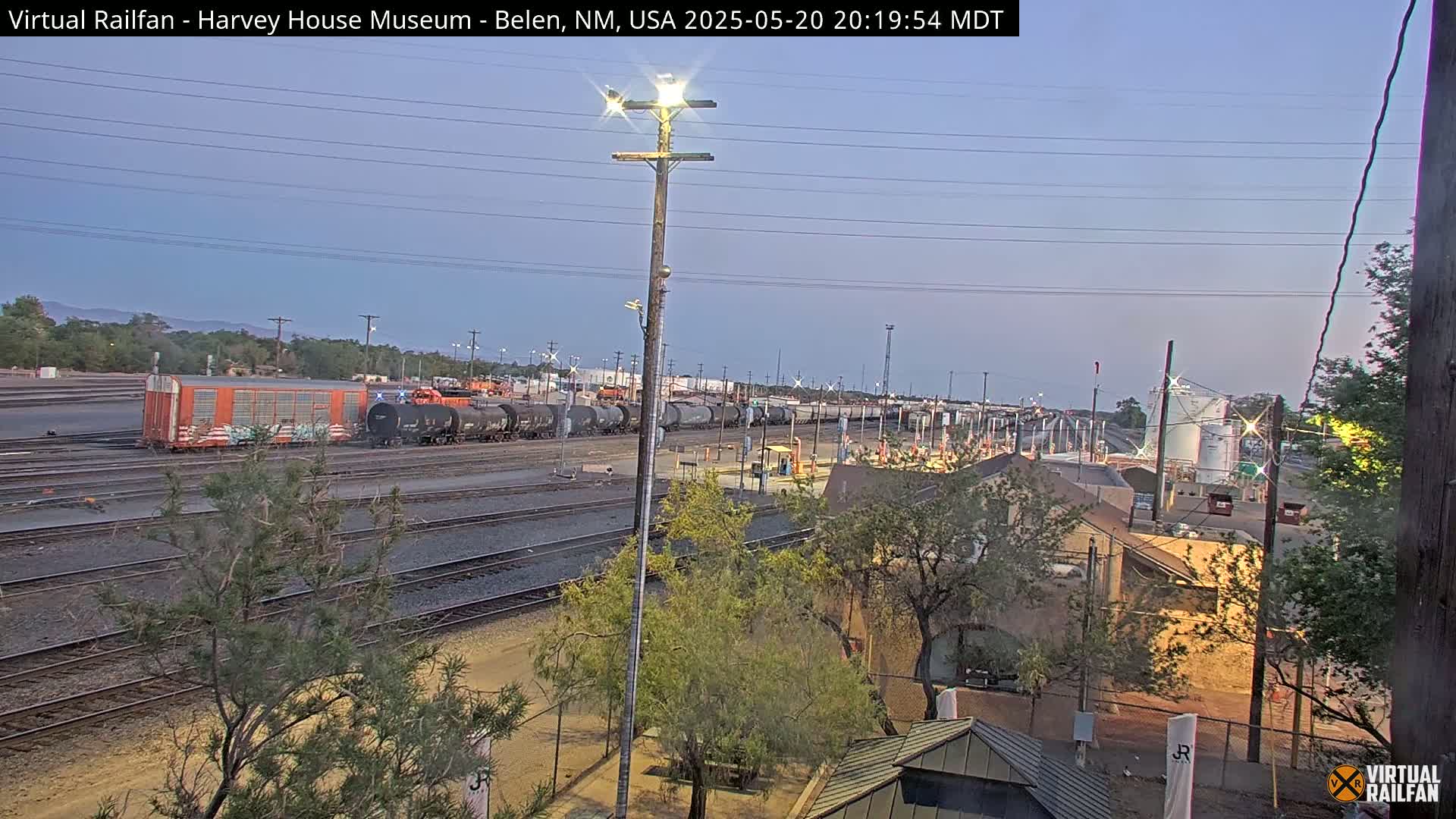 Belen Train Depot & Railroad Crossing Live Cam - Belen, Valencia, New Mexico, USA
