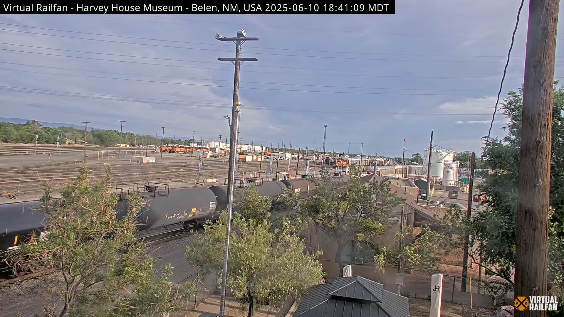 Belen Train Depot & Railroad Crossing Live Cam - Belen, Valencia, New Mexico, USA