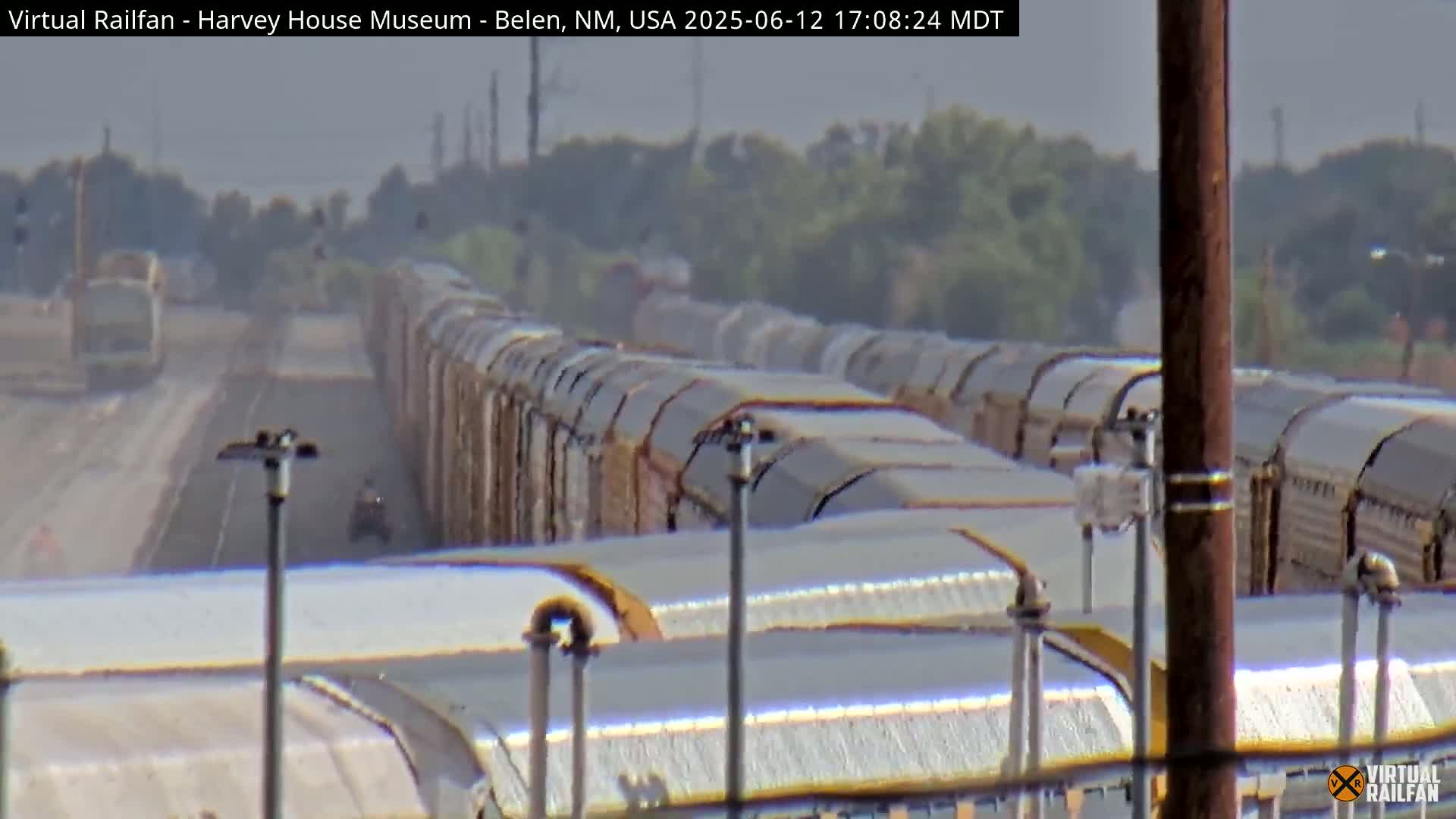 Belen Train Depot & Railroad Crossing Live Cam - Belen, Valencia, New Mexico, USA