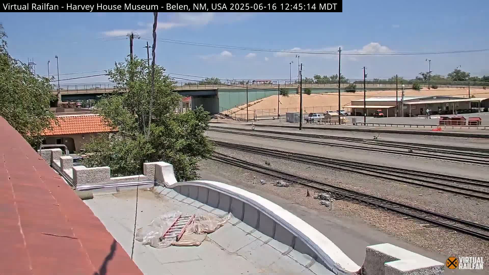 Belen Train Depot & Railroad Crossing Live Cam - Belen, Valencia, New Mexico, USA