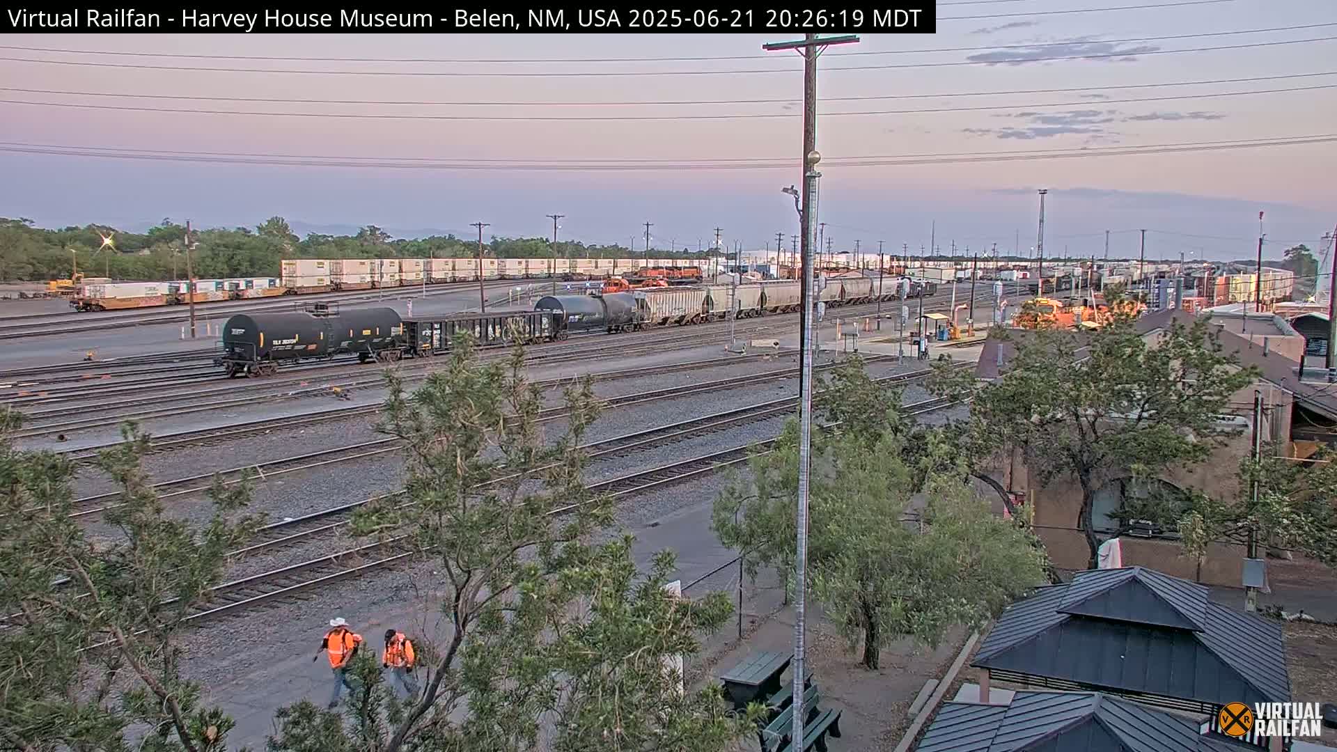 Belen Train Depot & Railroad Crossing Live Cam - Belen, Valencia, New Mexico, USA