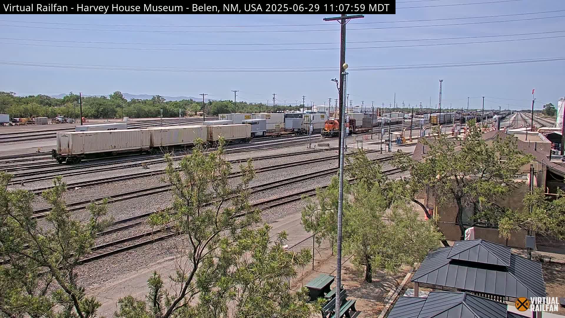 Belen Train Depot & Railroad Crossing Live Cam - Belen, Valencia, New Mexico, USA