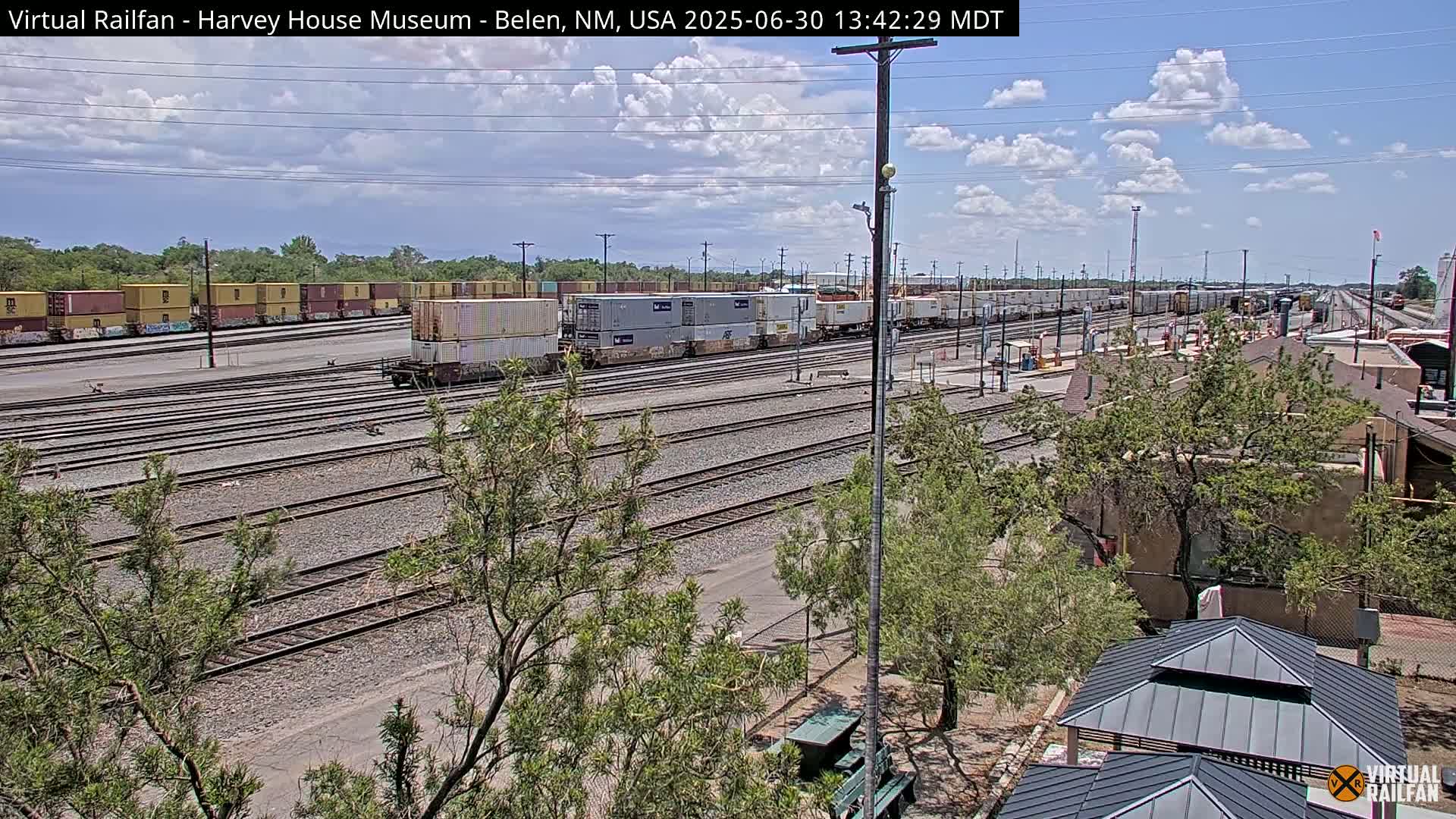 Belen Train Depot & Railroad Crossing Live Cam - Belen, Valencia, New Mexico, USA