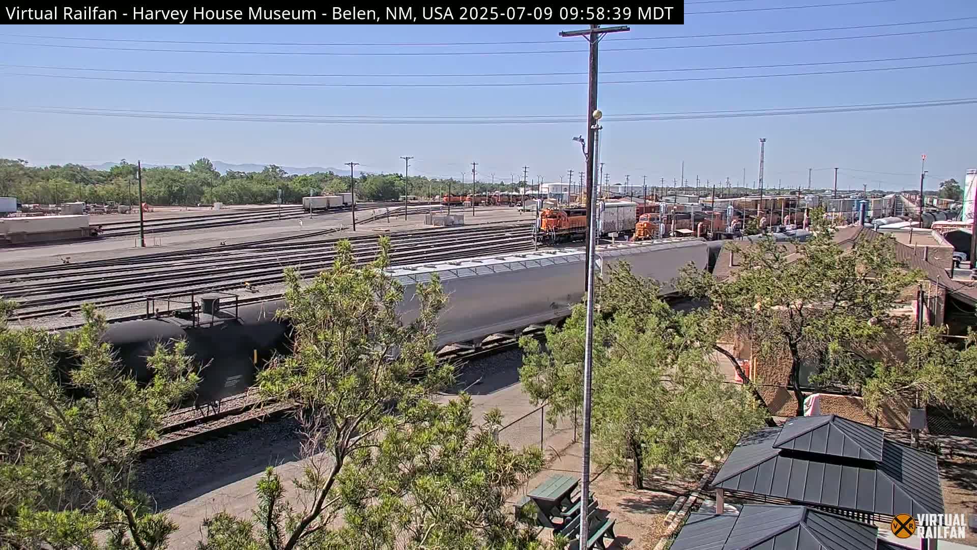 Belen Train Depot & Railroad Crossing Live Cam - Belen, Valencia, New Mexico, USA