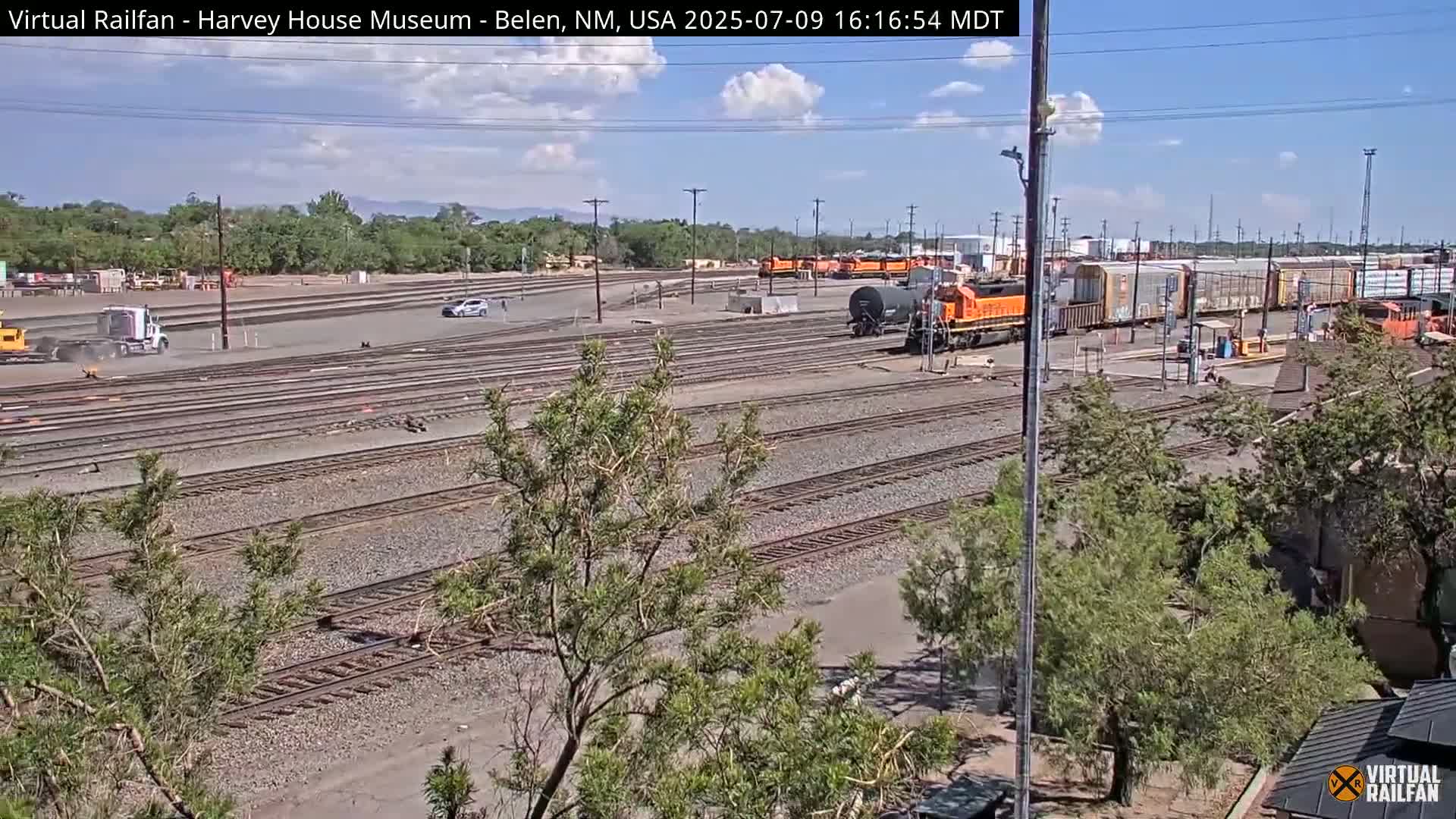 Belen Train Depot & Railroad Crossing Live Cam - Belen, Valencia, New Mexico, USA