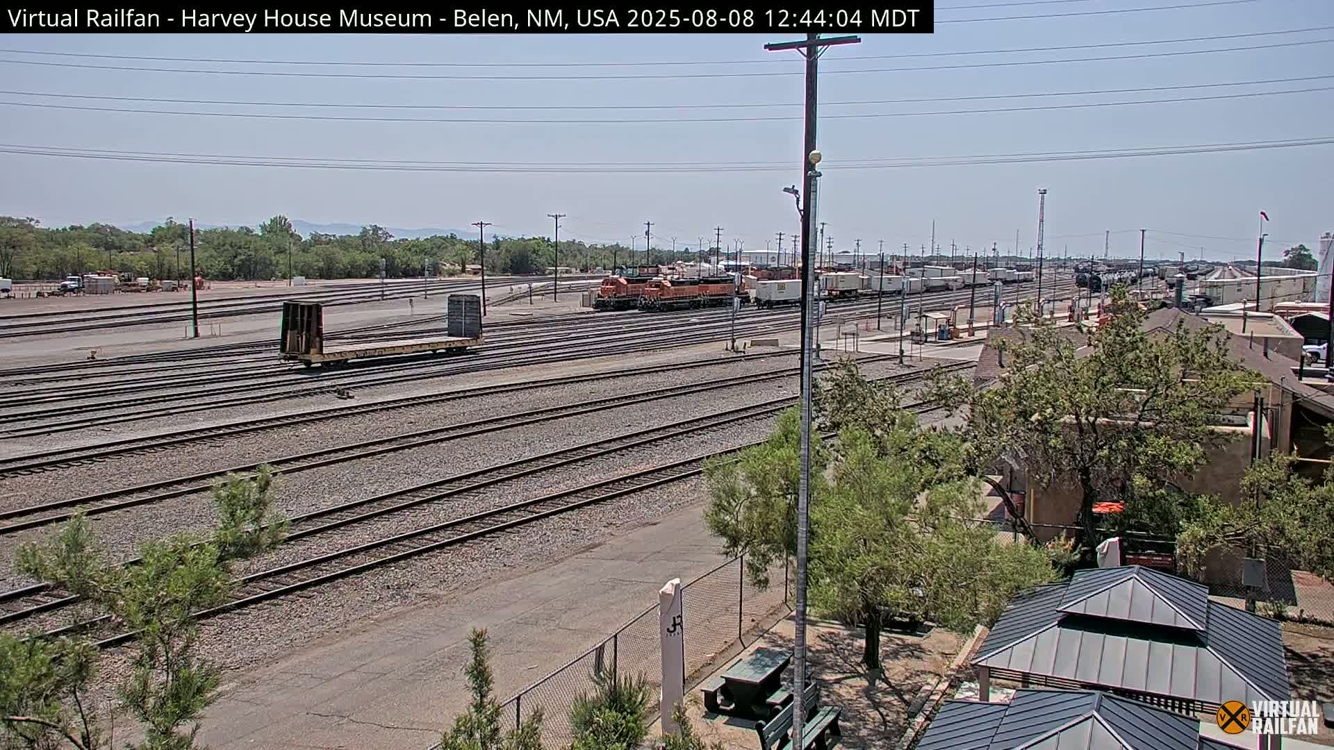 Belen Train Depot & Railroad Crossing Live Cam - Belen, Valencia, New Mexico, USA