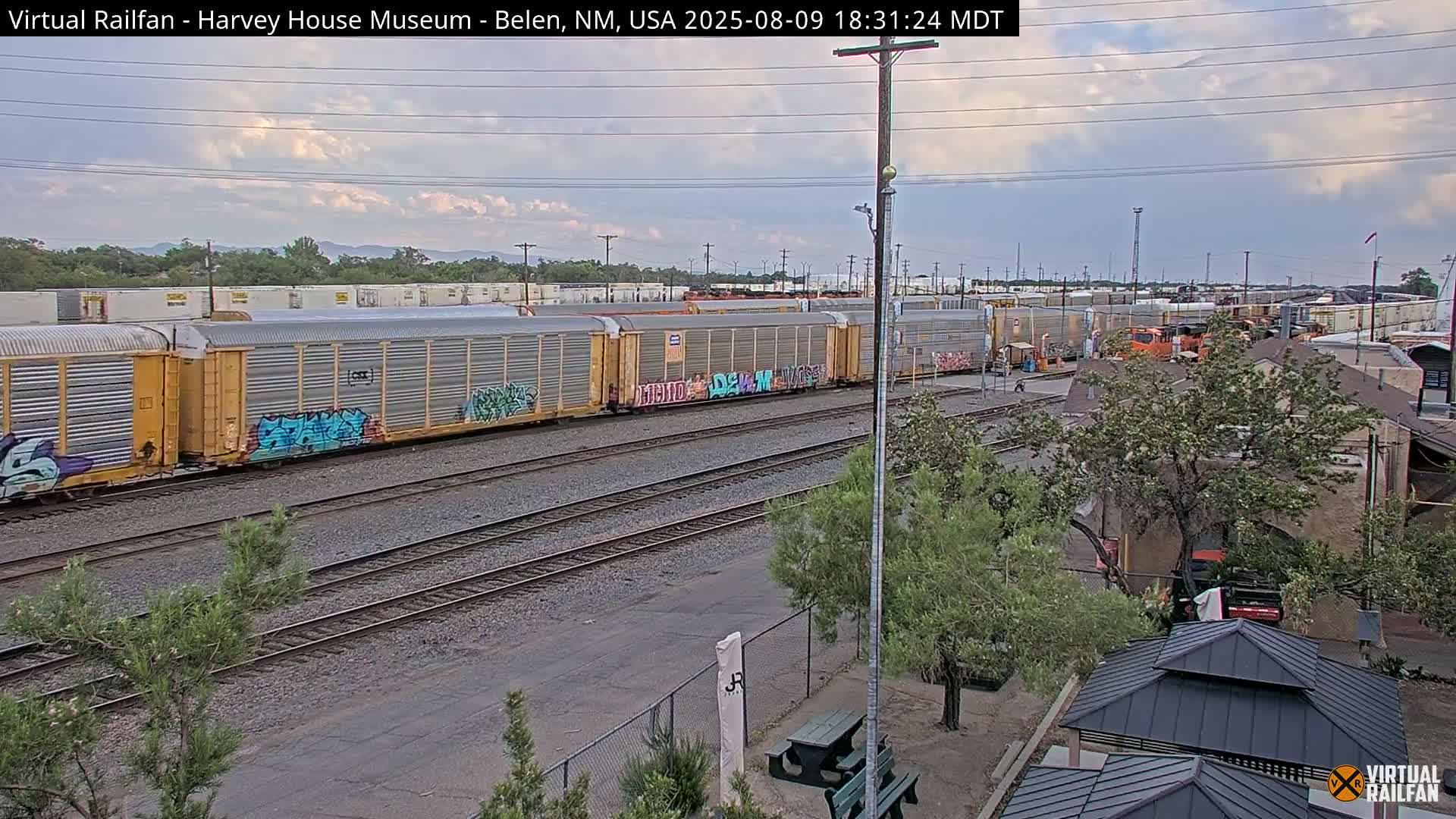 Belen Train Depot & Railroad Crossing Live Cam - Belen, Valencia, New Mexico, USA