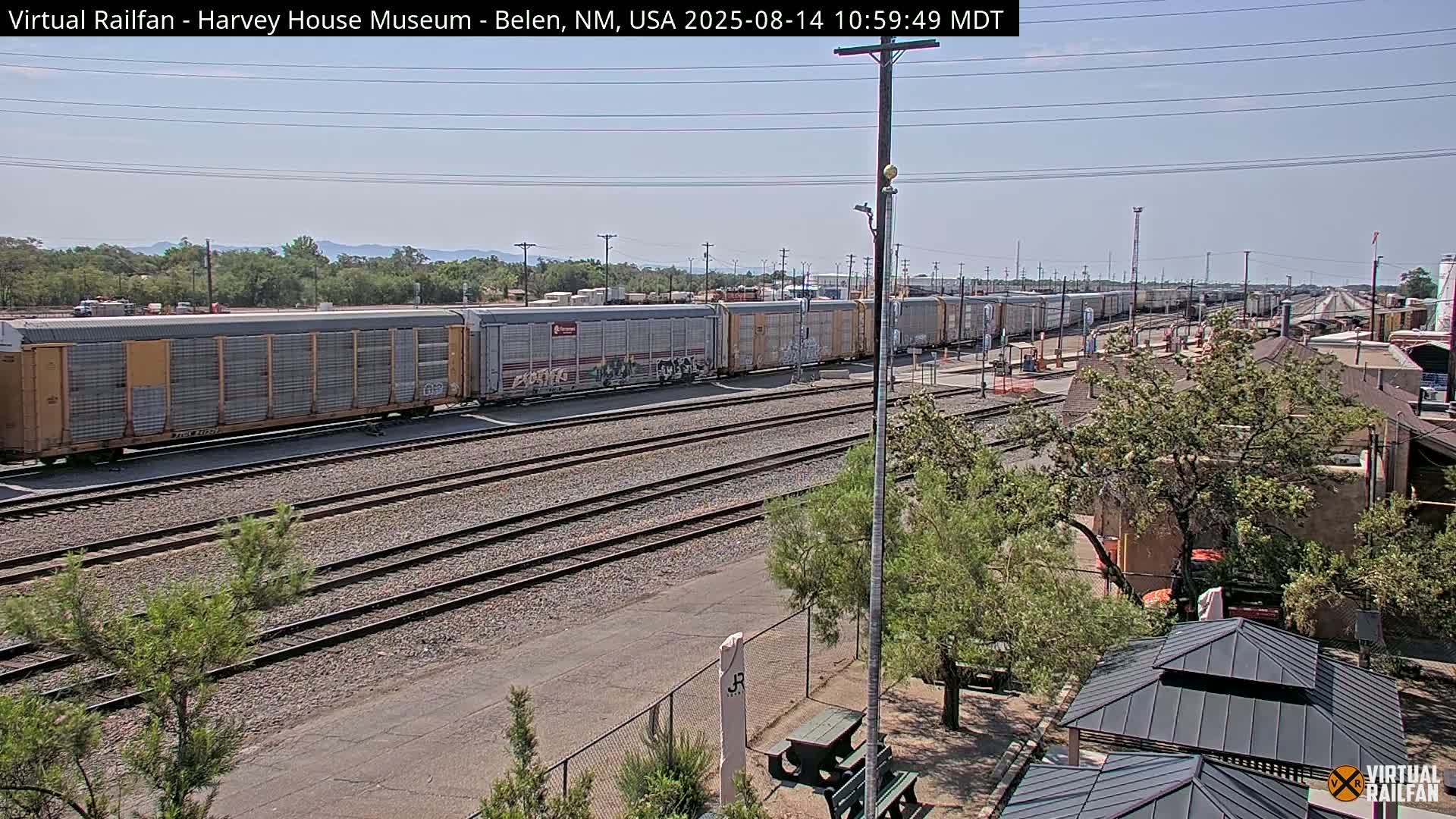 Belen Train Depot & Railroad Crossing Live Cam - Belen, Valencia, New Mexico, USA
