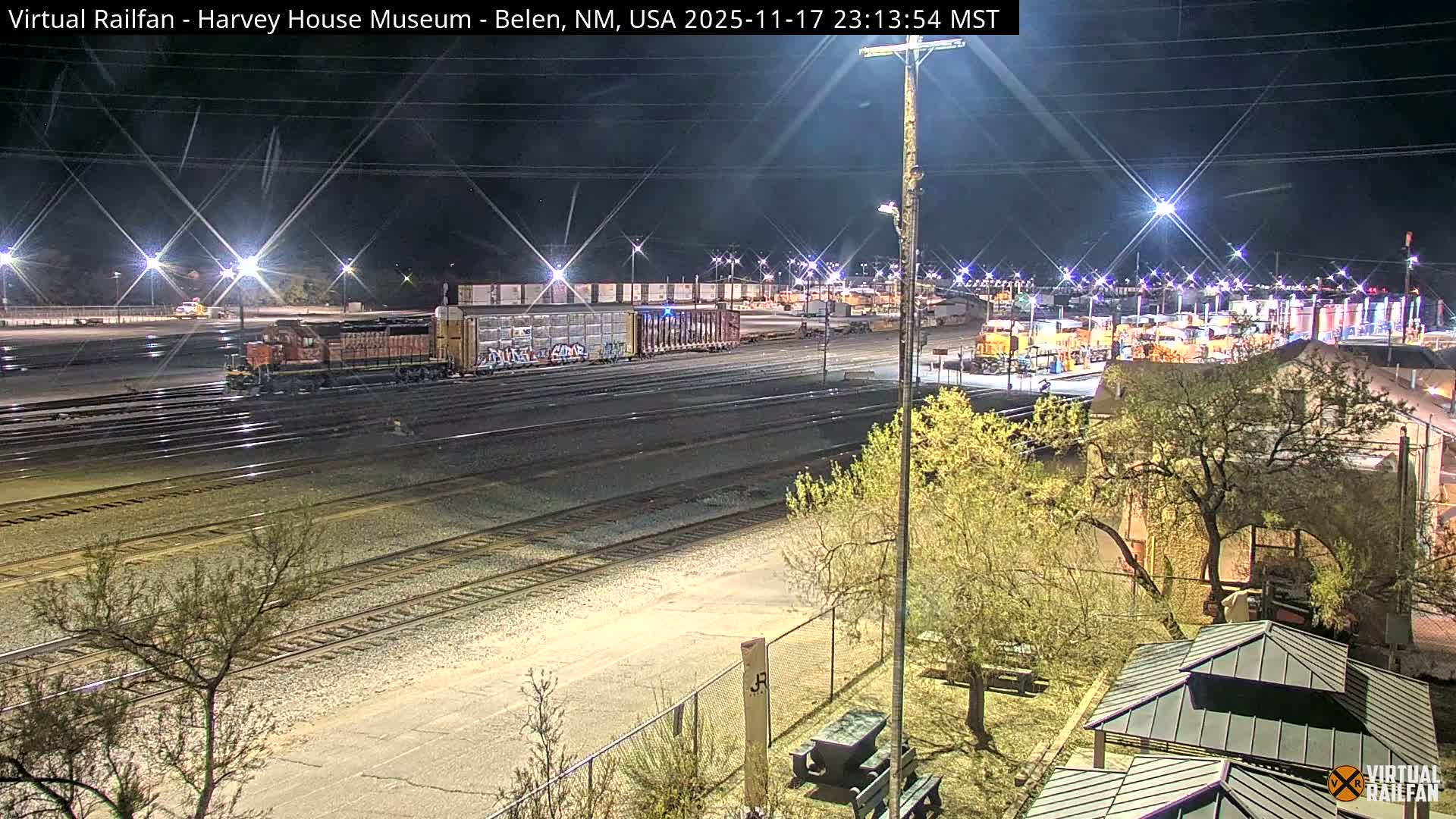Belen Train Depot & Railroad Crossing Live Cam - Belen, Valencia, New Mexico, USA