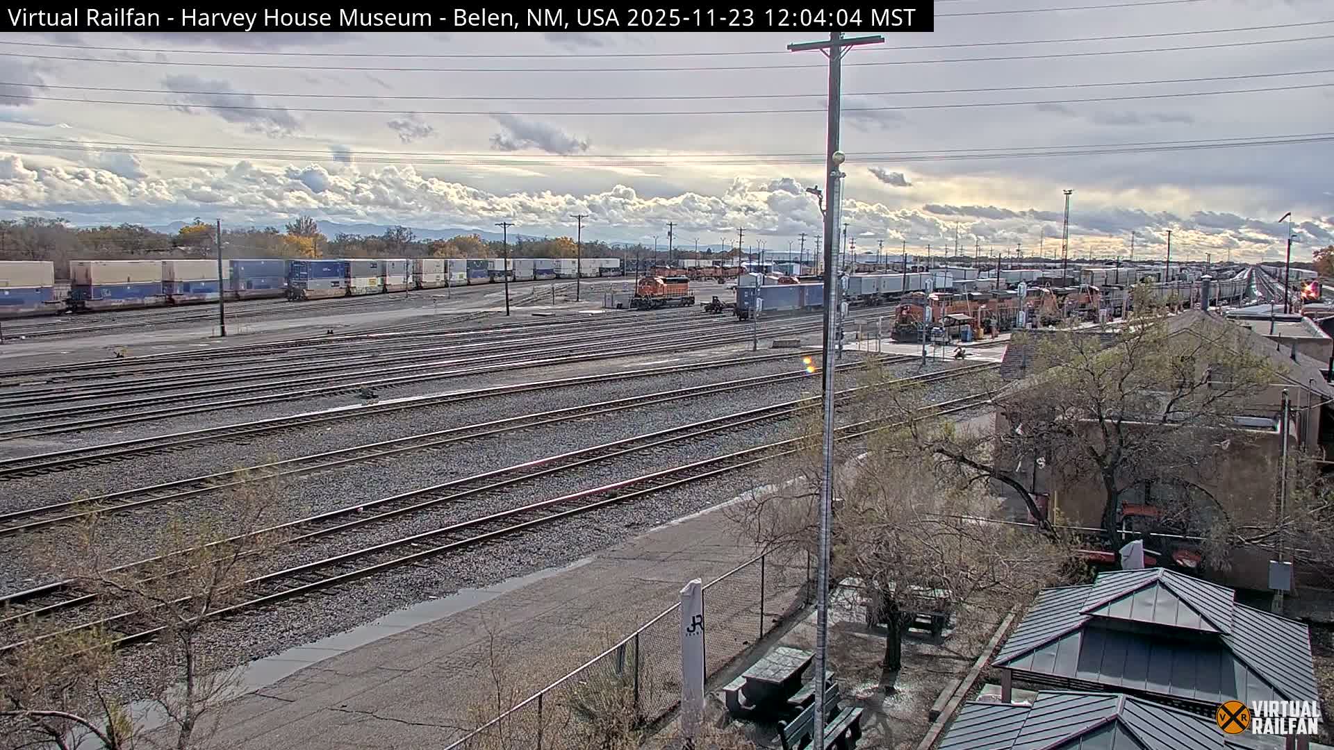 Belen Train Depot & Railroad Crossing Live Cam - Belen, Valencia, New Mexico, USA