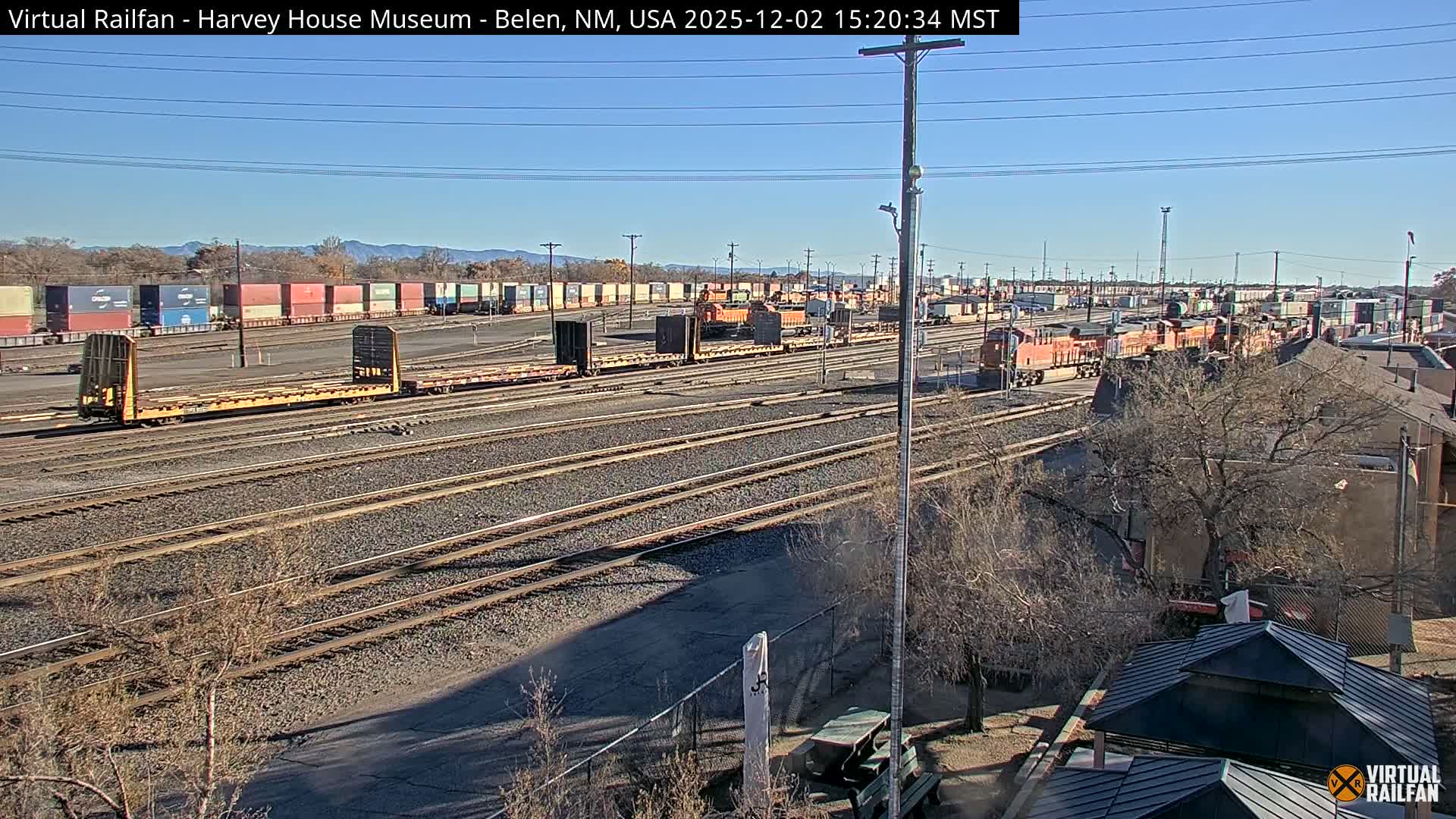 Belen Train Depot & Railroad Crossing Live Cam - Belen, Valencia, New Mexico, USA