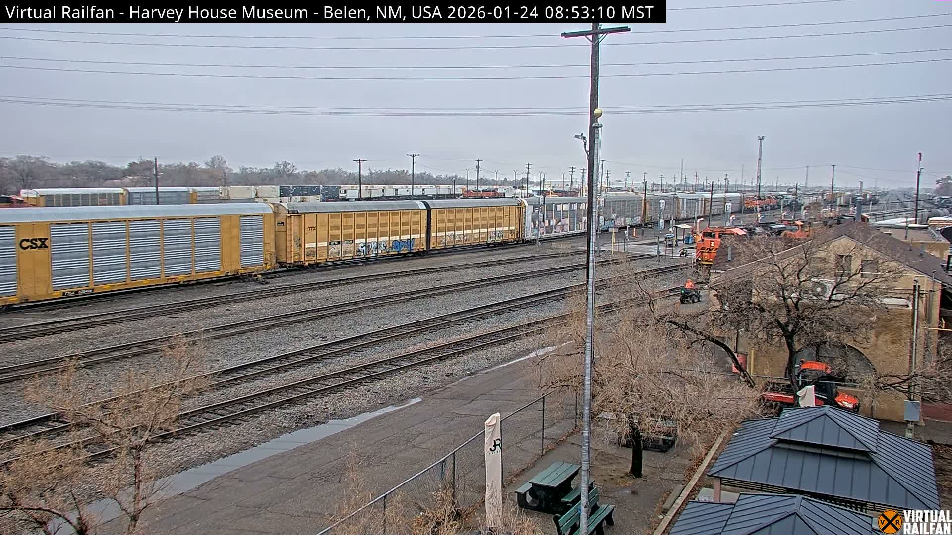 Belen Train Depot & Railroad Crossing Live Cam - Belen, Valencia, New Mexico, USA