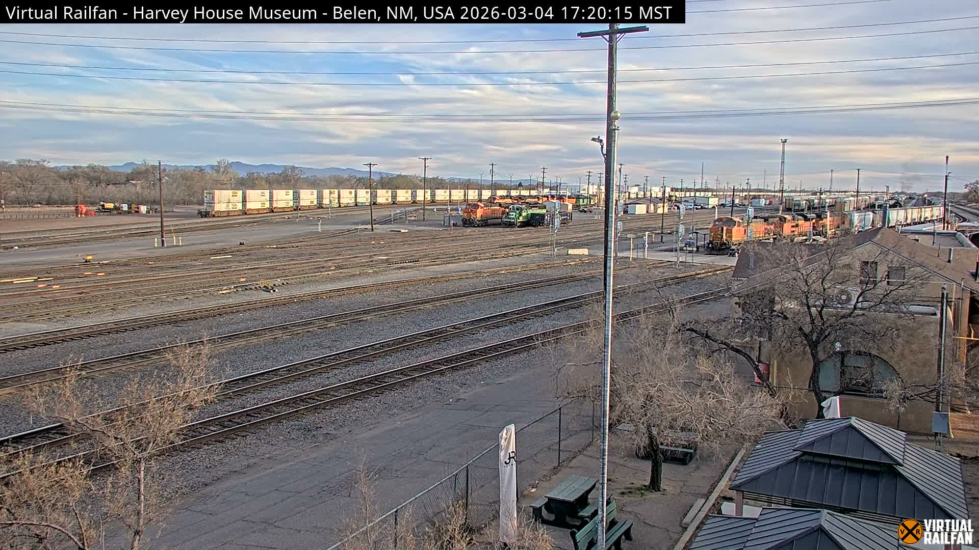 Belen Train Depot & Railroad Crossing Live Cam - Belen, Valencia, New Mexico, USA