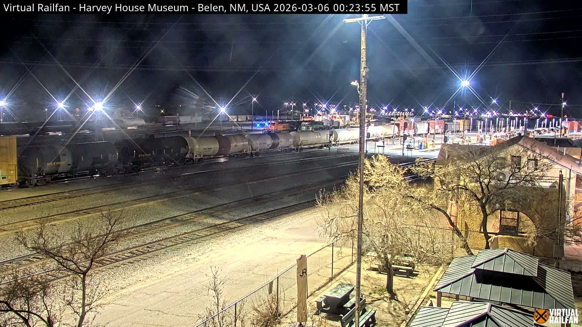 Belen Train Depot & Railroad Crossing Live Cam - Belen, Valencia, New Mexico, USA