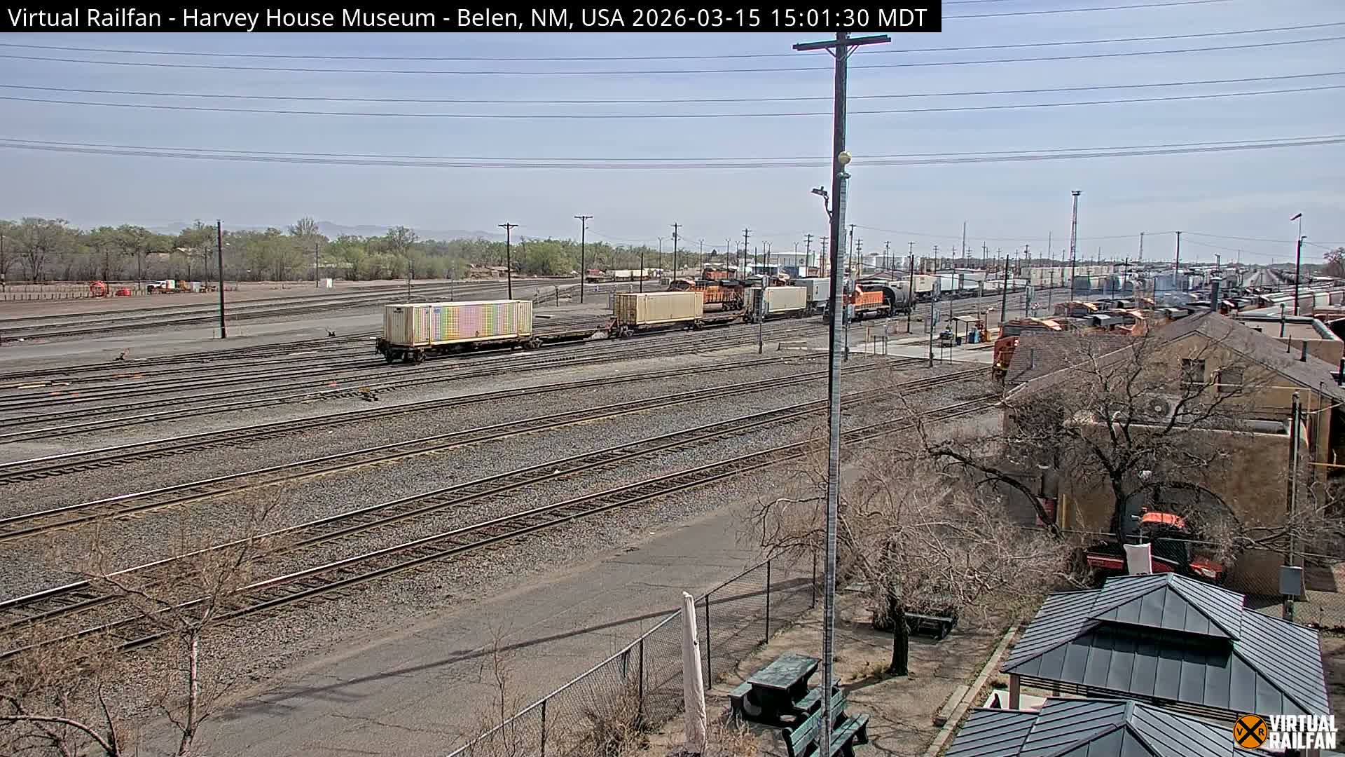 Belen Train Depot & Railroad Crossing Live Cam - Belen, Valencia, New Mexico, USA