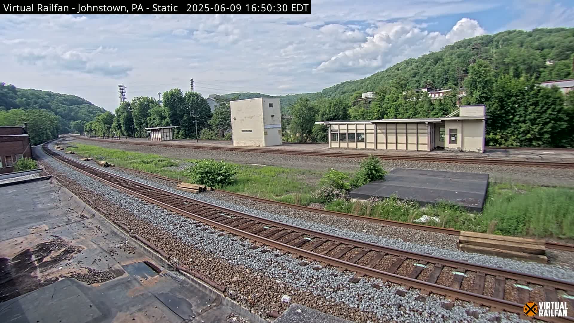 Johnstown Train Station & Railroad Crossing Live Cam - Johnstown, Cambria, Pennsylvania, USA