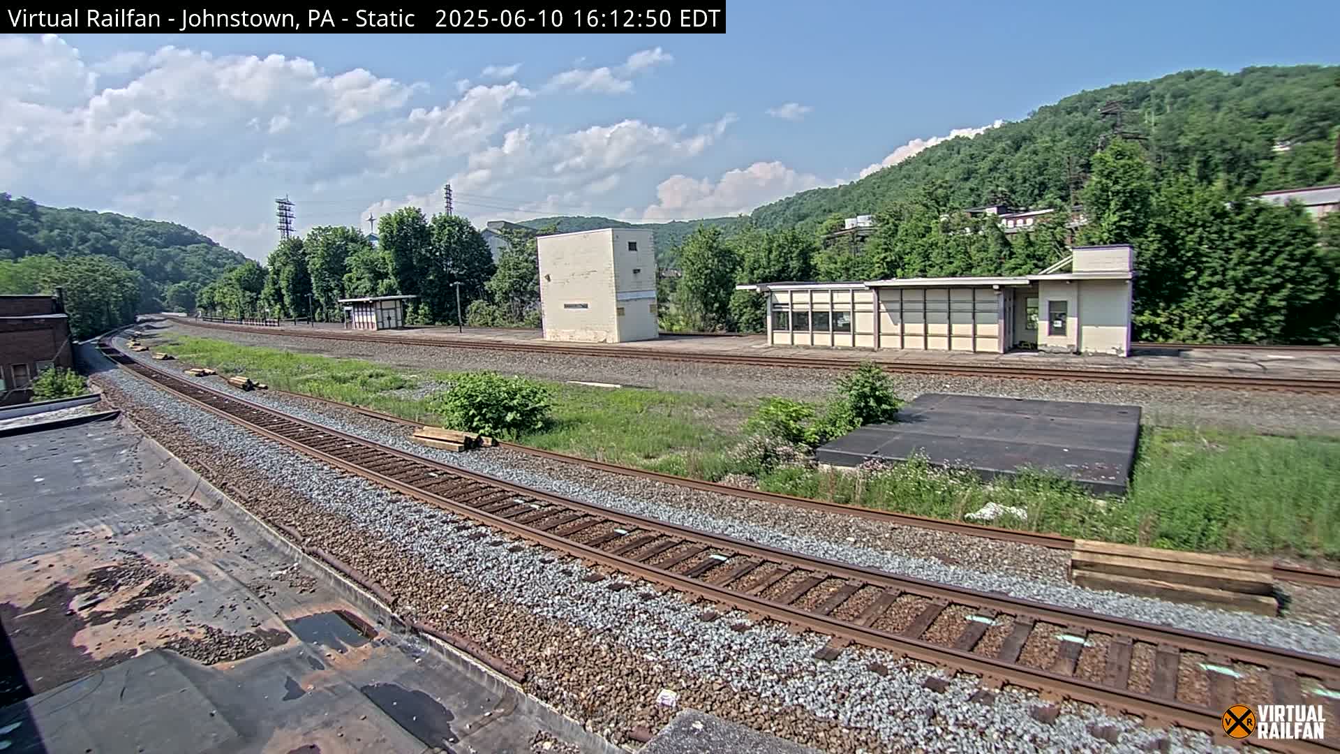 Johnstown Train Station & Railroad Crossing Live Cam - Johnstown, Cambria, Pennsylvania, USA